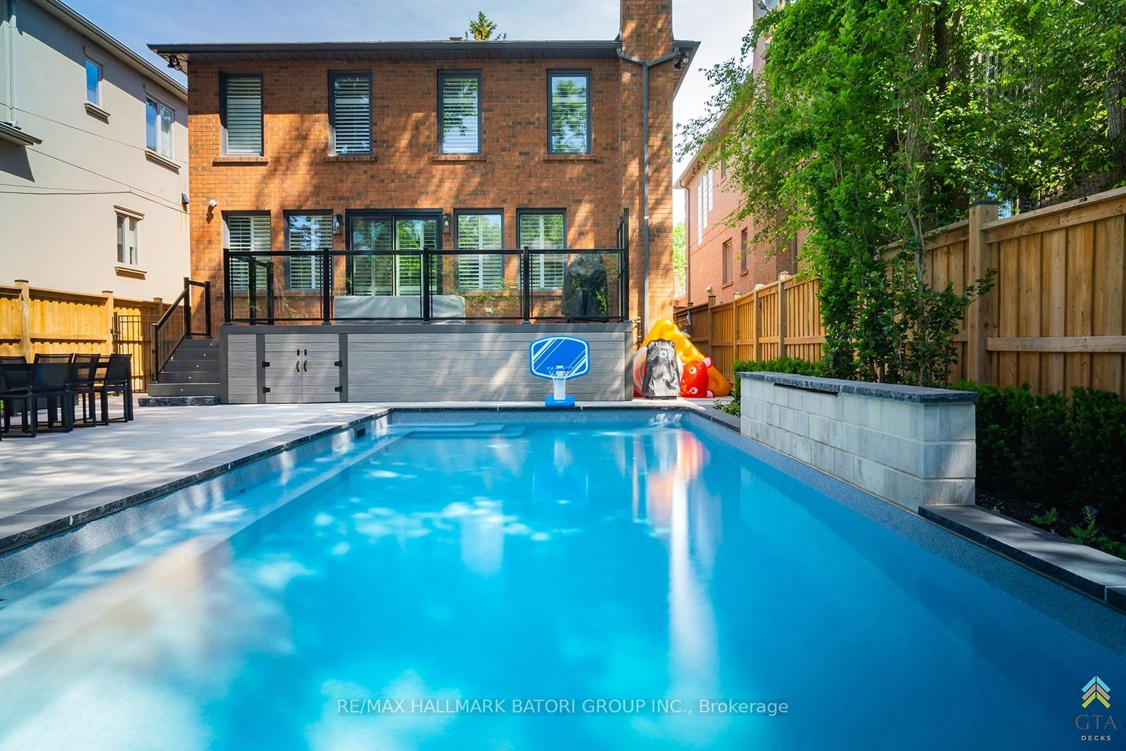 Photo 33 of 629 Woburn Avenue, Toronto, Bedford Park-Nortown — HOMEH