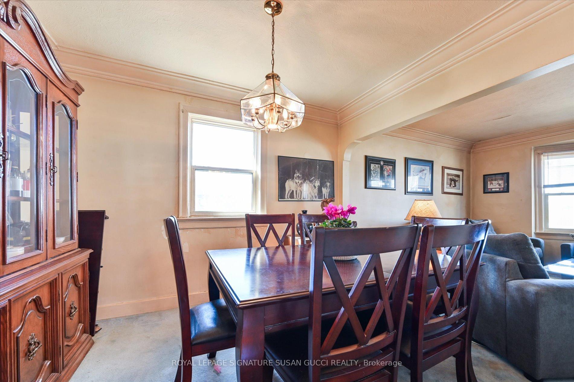 Photo 6 of 507 Plains Road, Toronto, East York — HOMEH