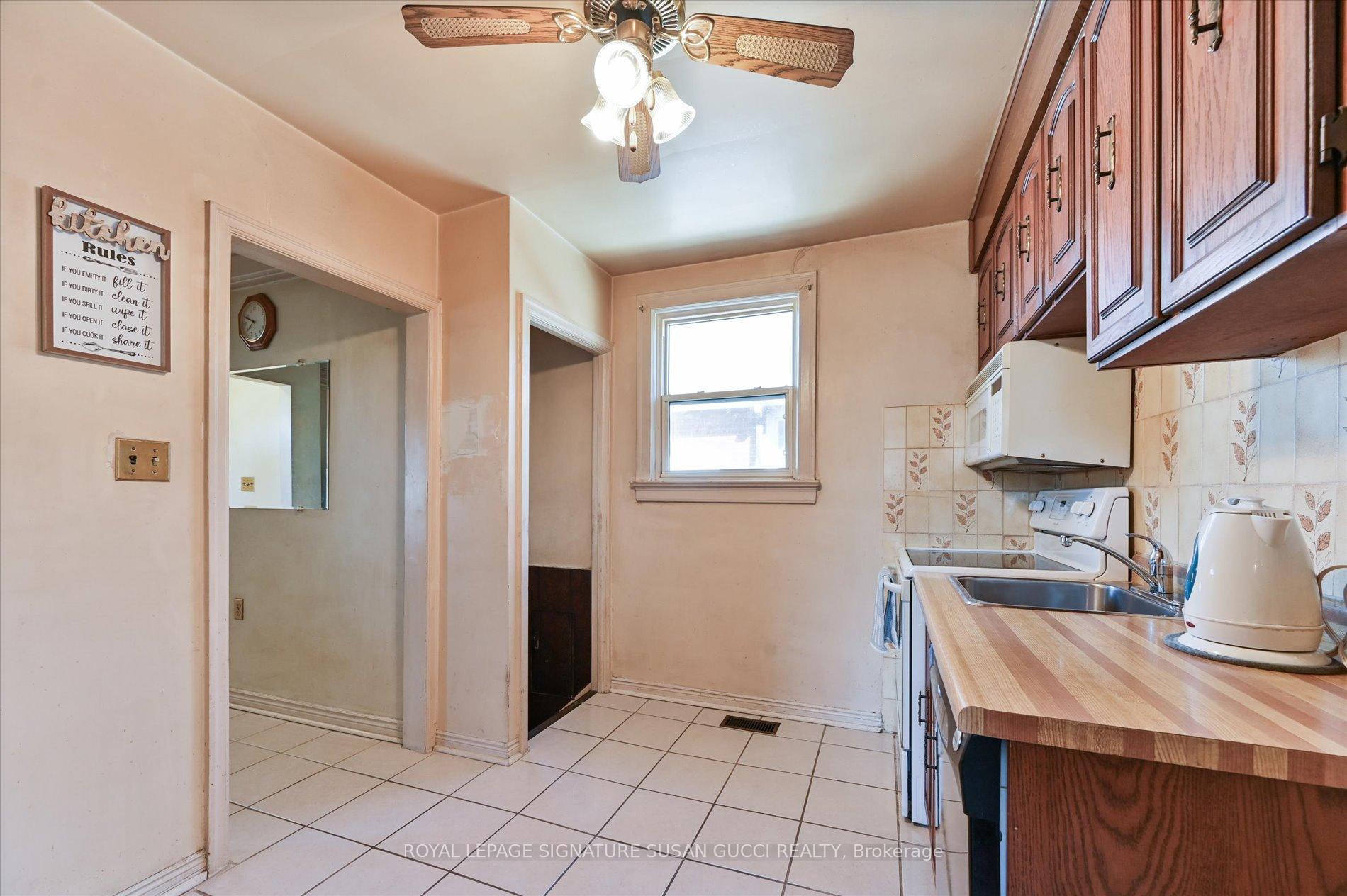 Photo 9 of 507 Plains Road, Toronto, East York — HOMEH