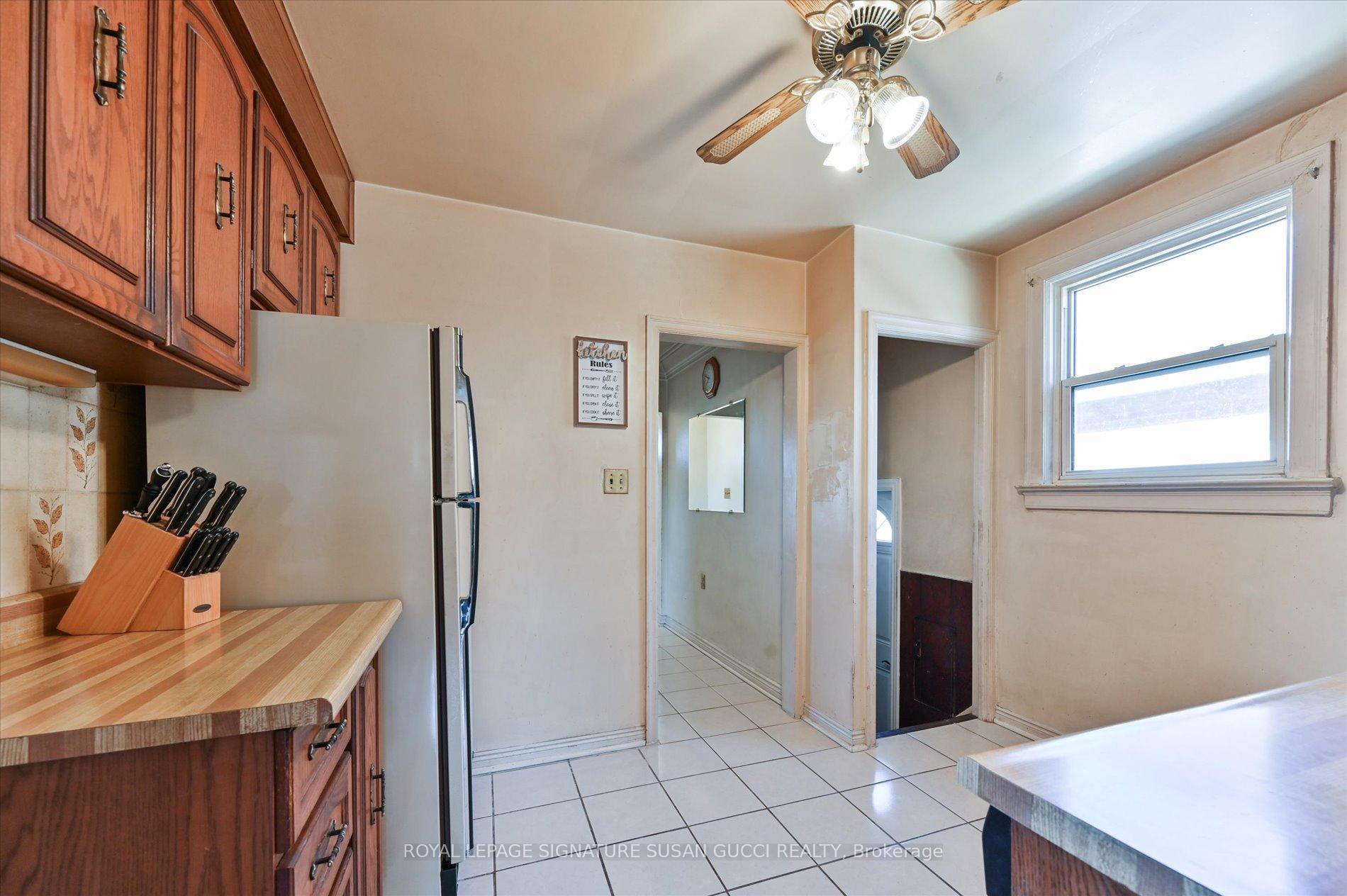 Photo 10 of 507 Plains Road, Toronto, East York — HOMEH