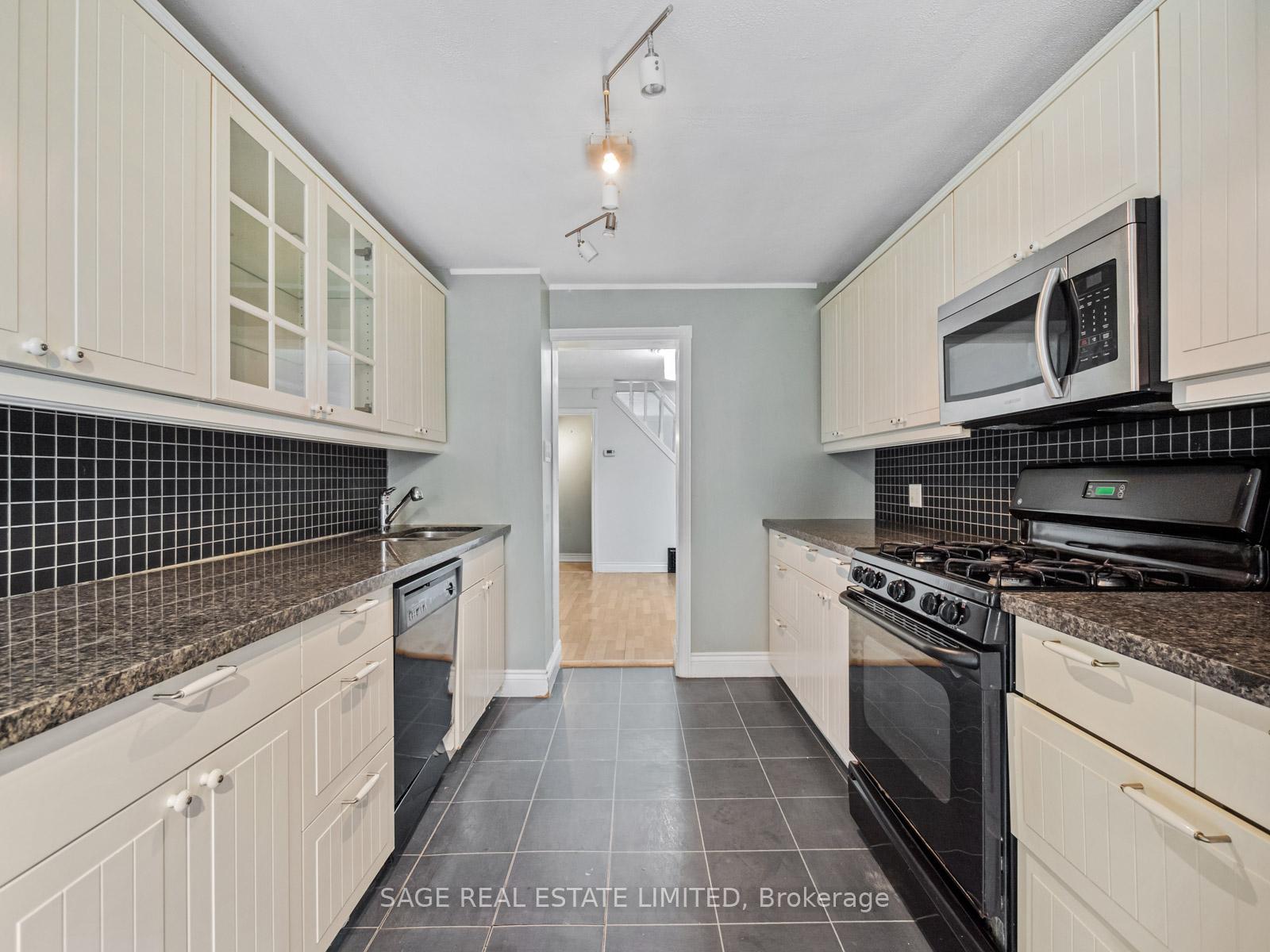 Photo 11 of 212 Alton Avenue, Toronto, South Riverdale — HOMEH