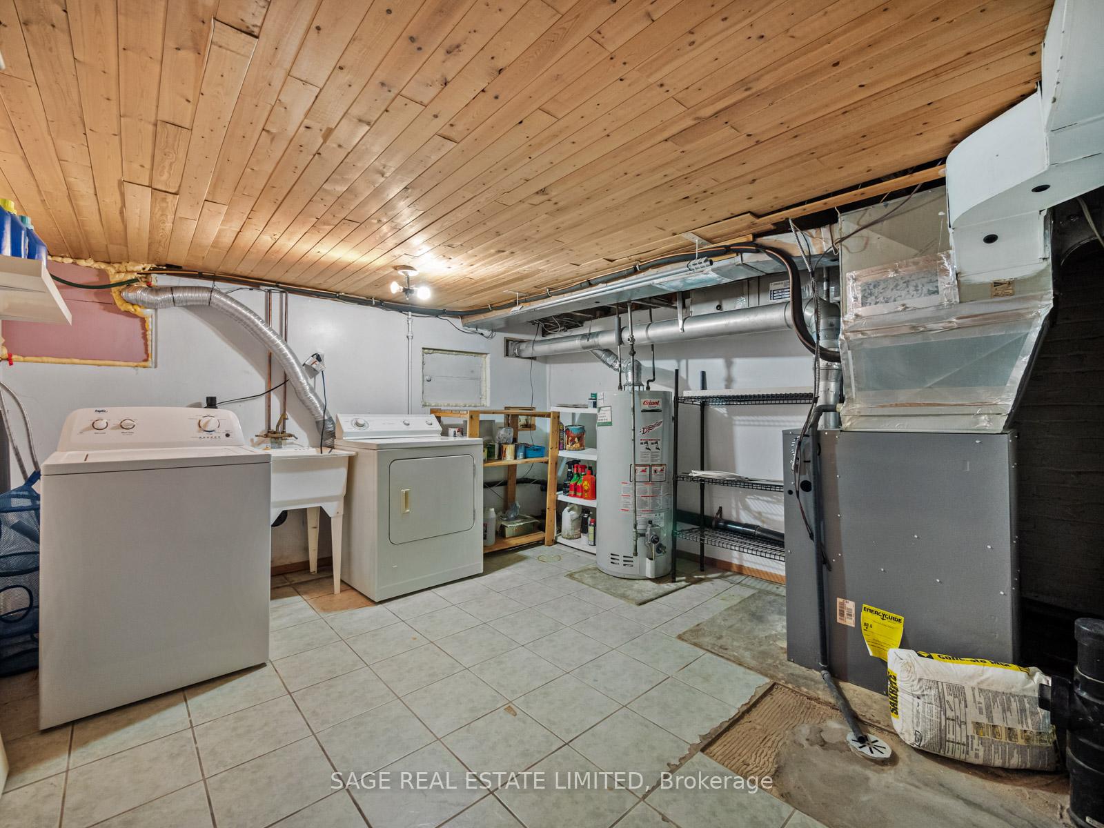Photo 23 of 212 Alton Avenue, Toronto, South Riverdale — HOMEH
