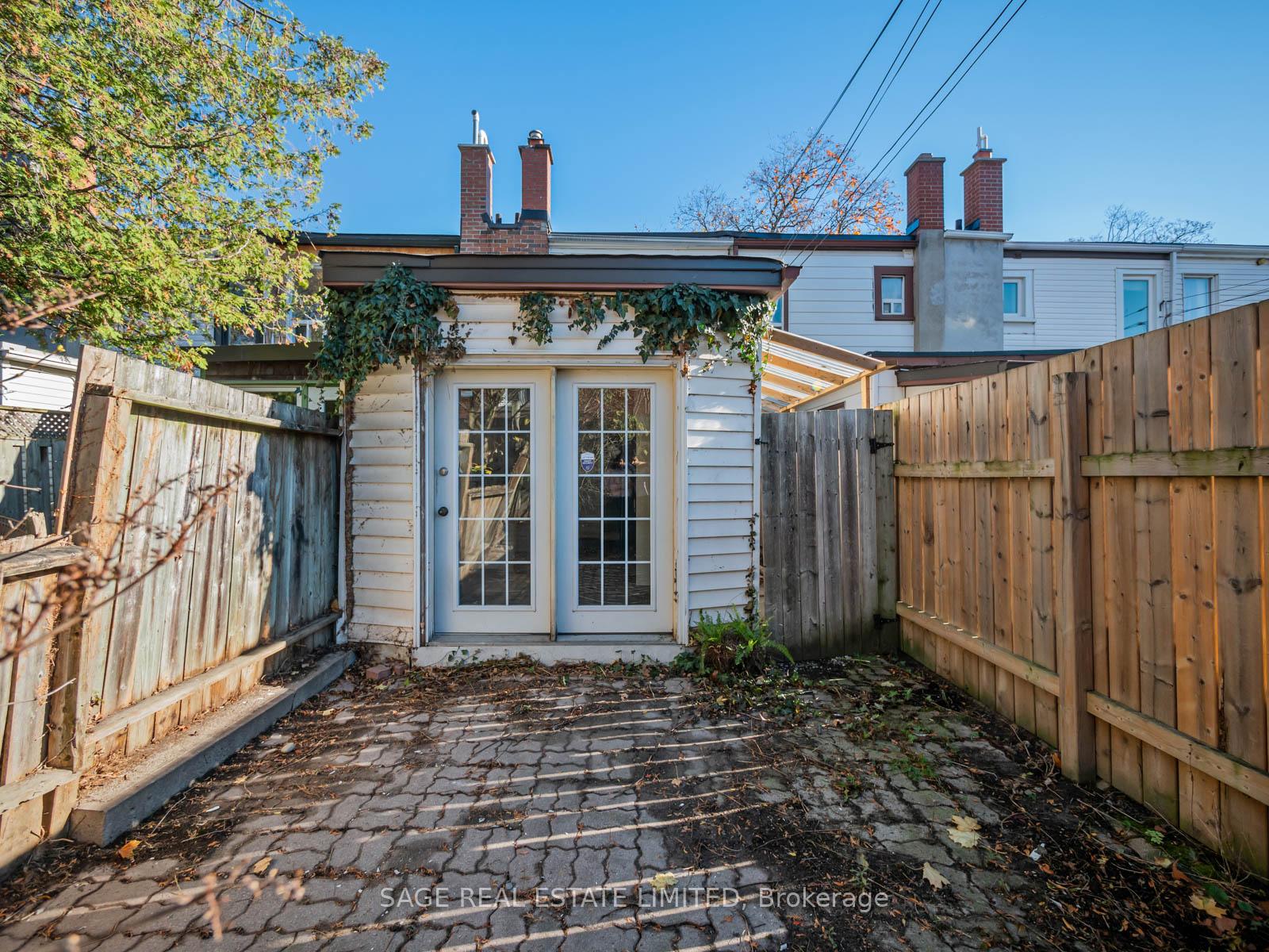 Photo 24 of 212 Alton Avenue, Toronto, South Riverdale — HOMEH