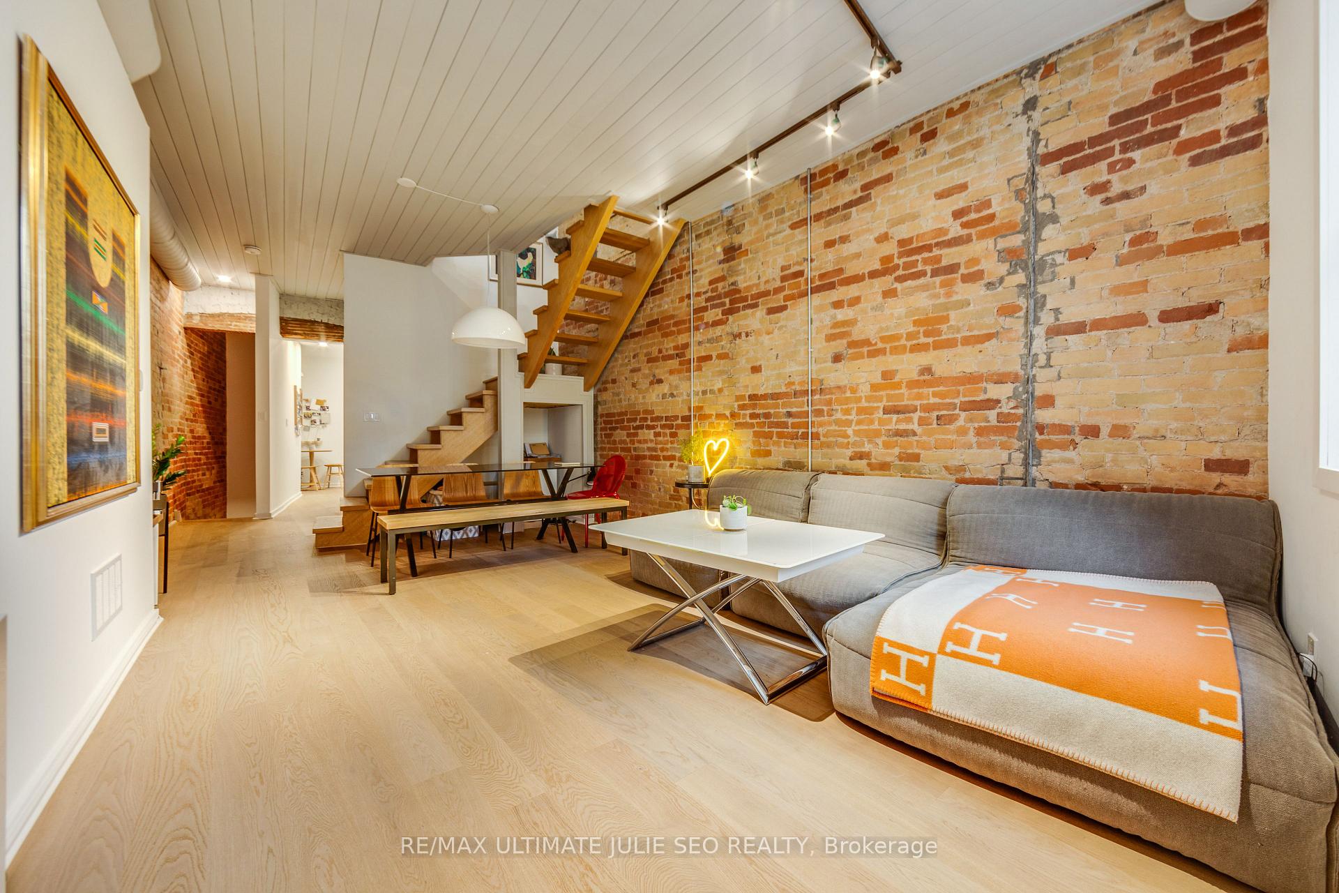 Photo 8 of Unit Upper, 356 King Street E, Toronto, Moss Park — HOMEH