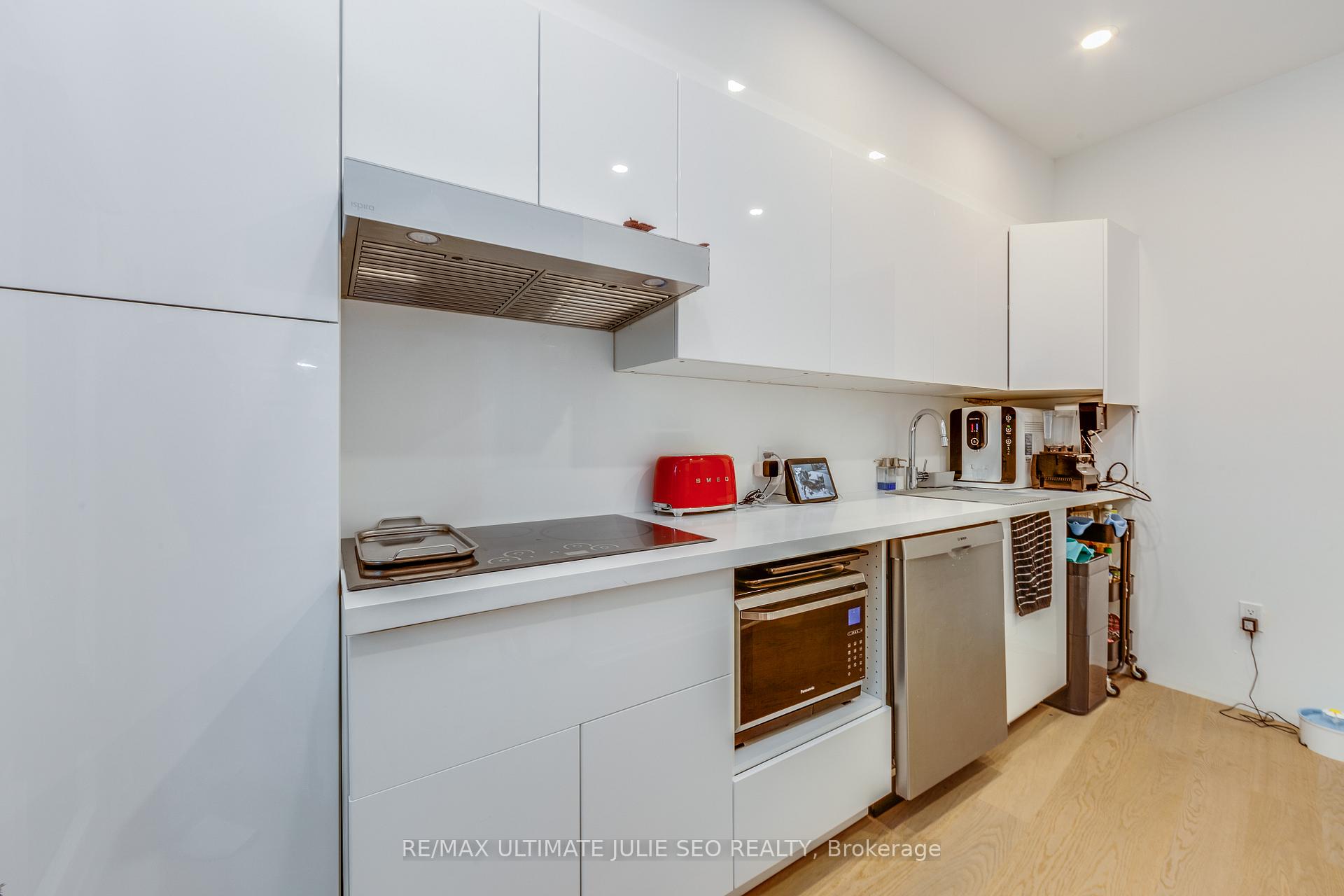 Photo 4 of Unit Upper, 356 King Street E, Toronto, Moss Park — HOMEH