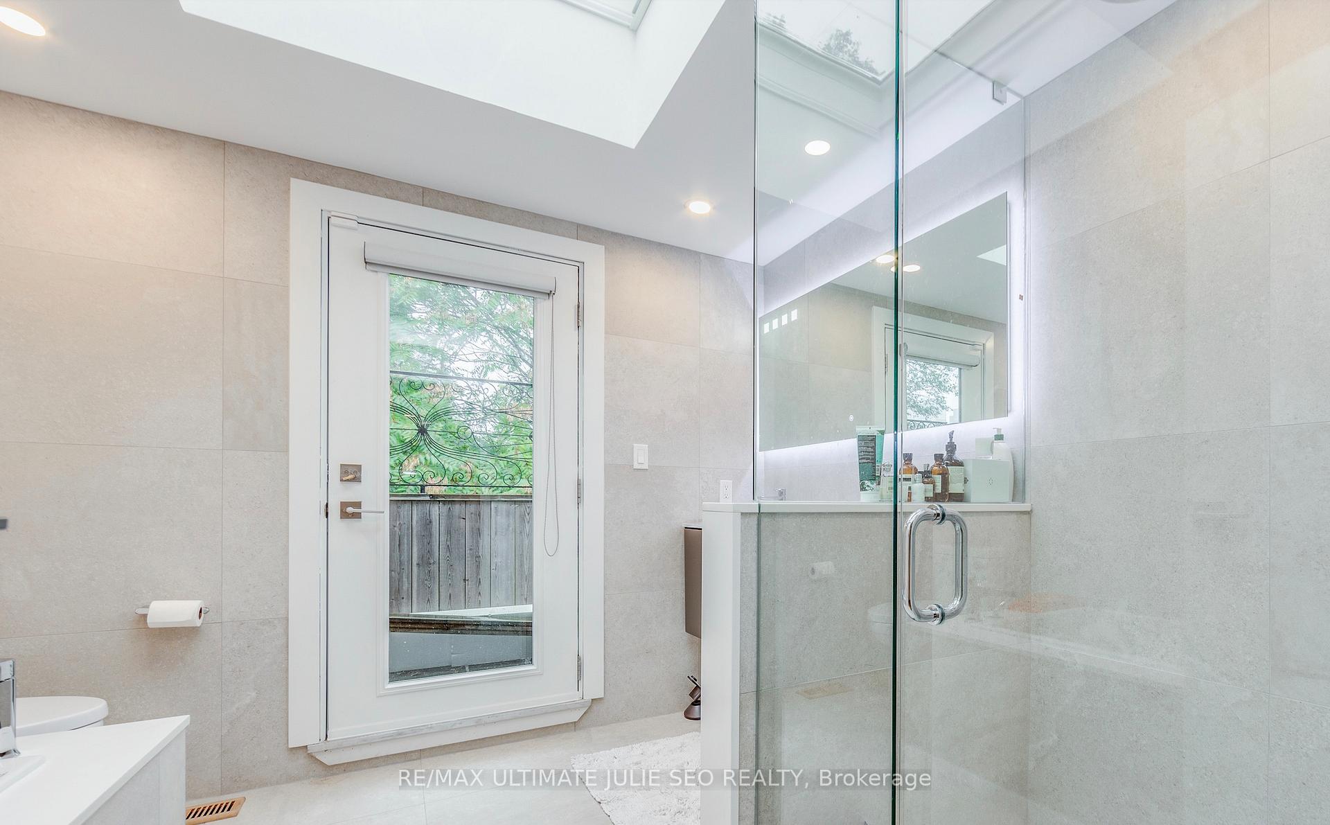 Photo 3 of Unit Upper, 356 King Street E, Toronto, Moss Park — HOMEH