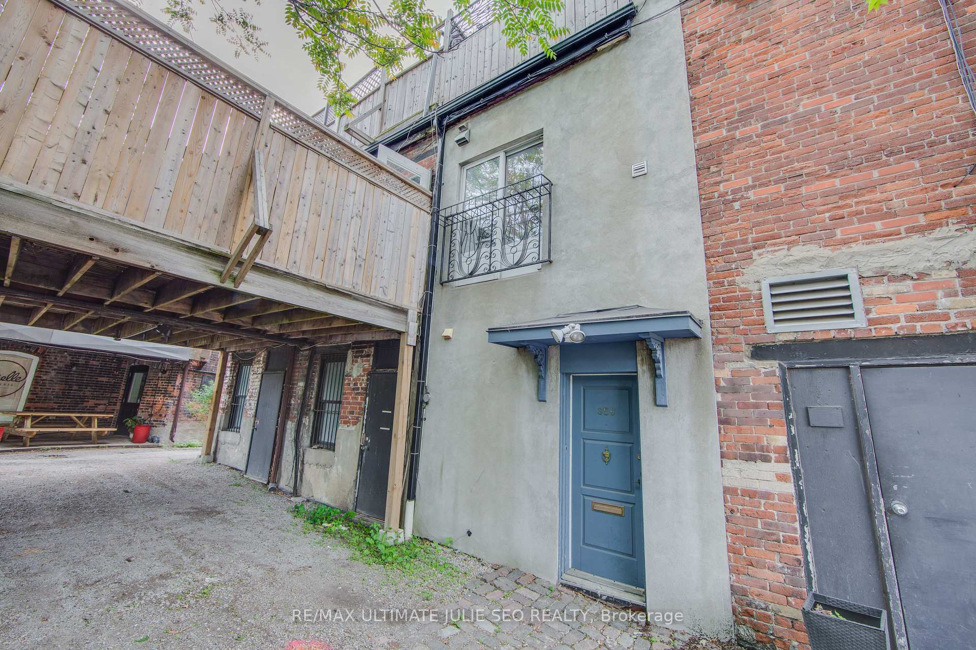Photo 9 of Unit Upper, 356 King Street E, Toronto, Moss Park — HOMEH