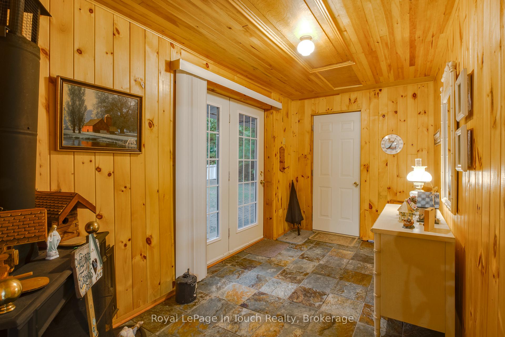 Photo 35 of 1430 Tiny Beaches Road N, Tiny, Rural Tiny — HOMEH