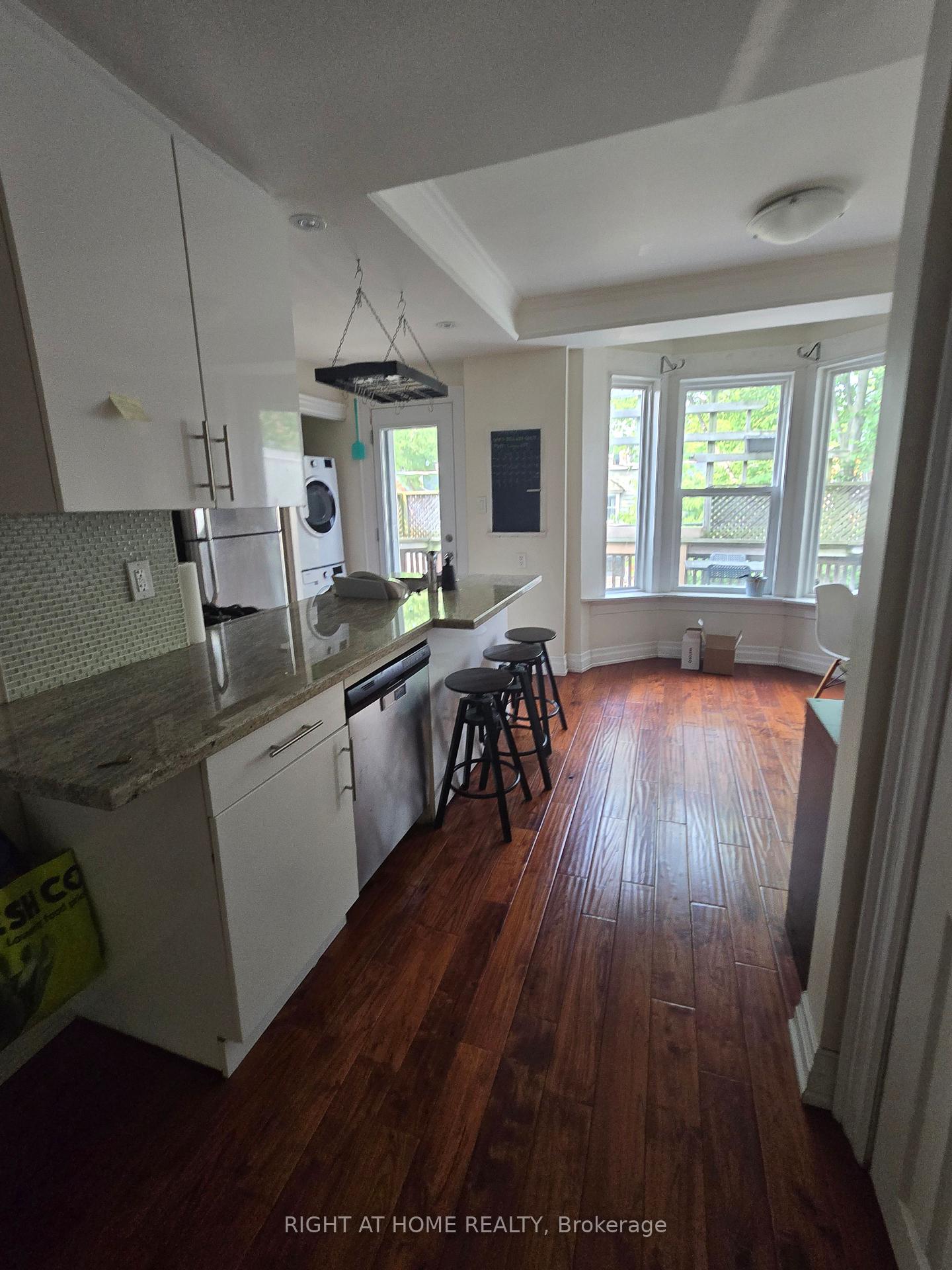 Photo 2 of Unit Upper, 637 Logan Avenue, Toronto, North Riverdale — HOMEH