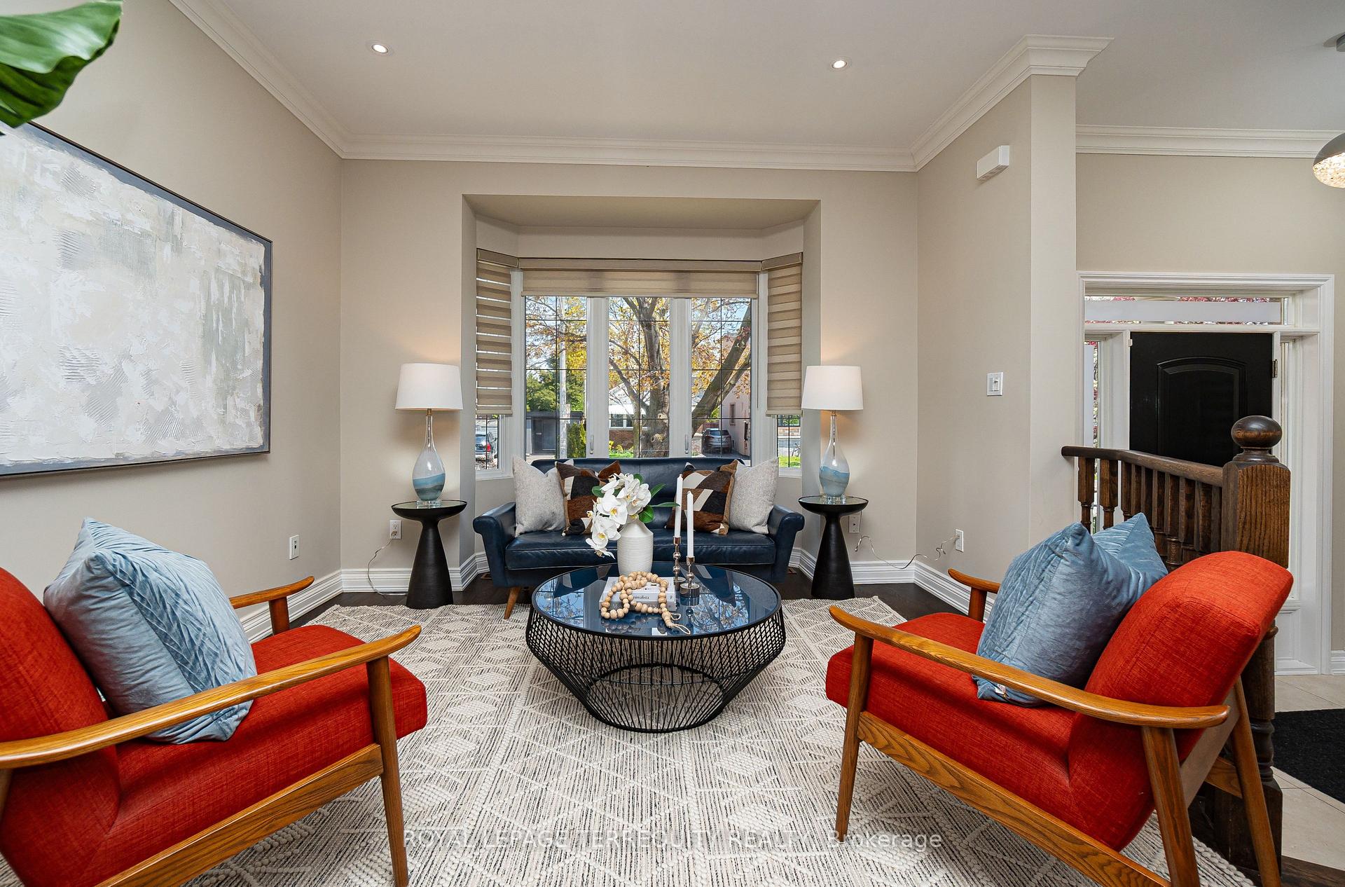 Photo 5 of 72 Northbrook Road, Toronto, East York — HOMEH