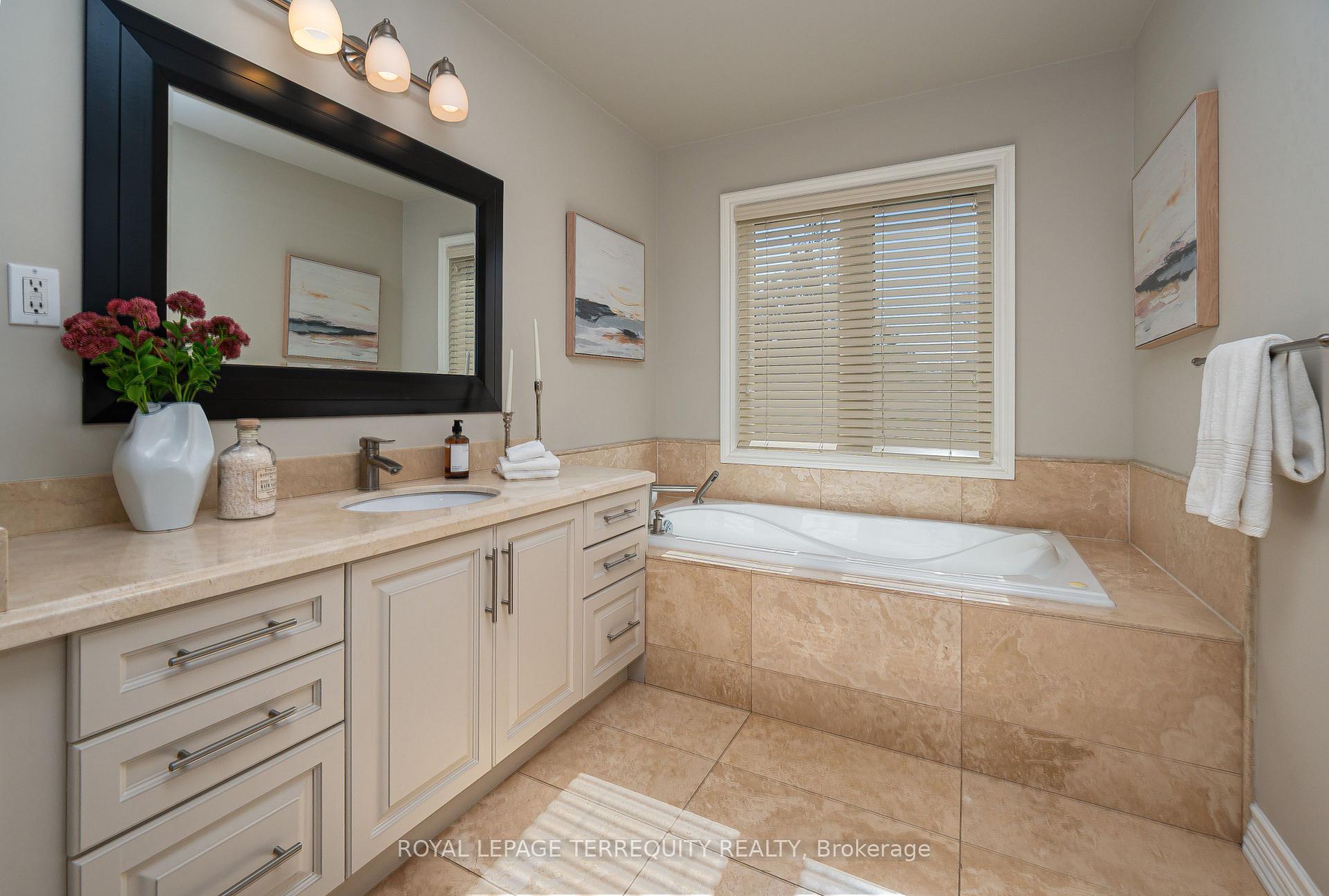 Photo 26 of 72 Northbrook Road, Toronto, East York — HOMEH
