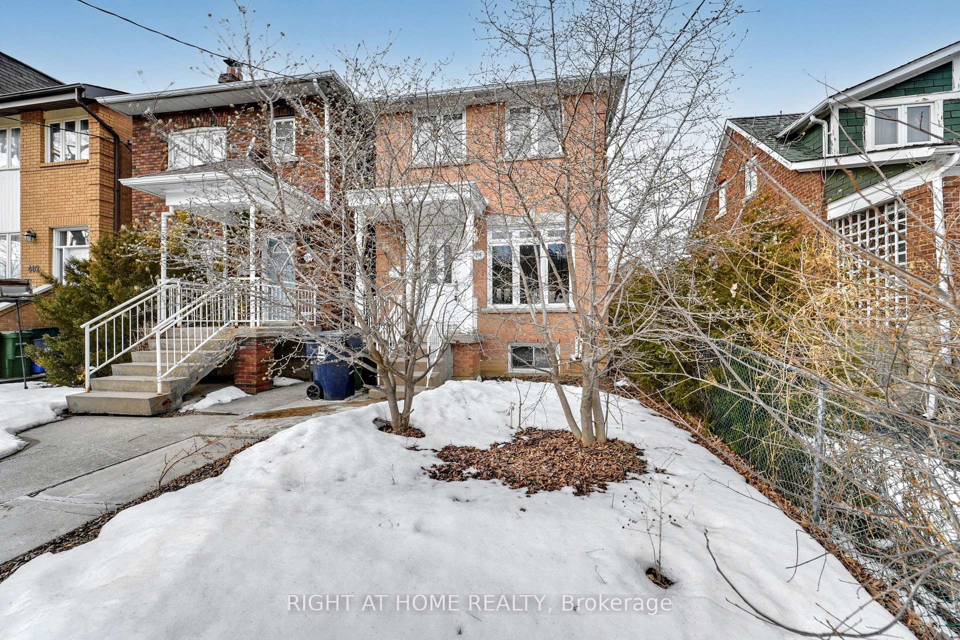 Photo 2 of 398 Woburn Avenue, Toronto, Lawrence Park North — HOMEH