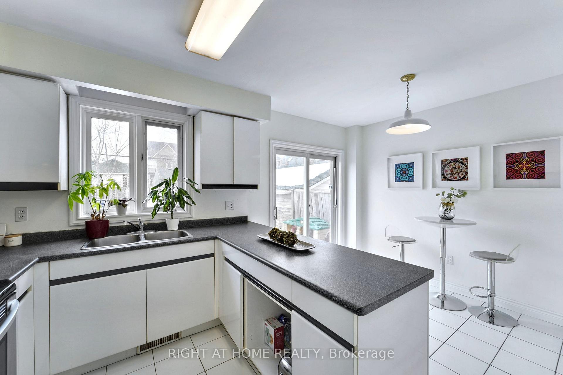 Photo 16 of 398 Woburn Avenue, Toronto, Lawrence Park North — HOMEH