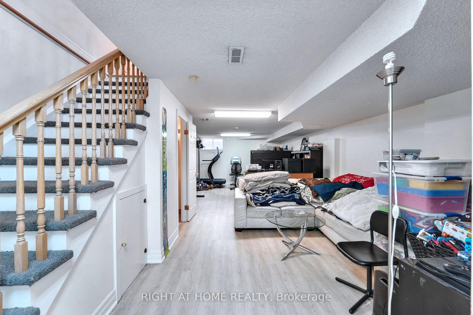 Photo 28 of 398 Woburn Avenue, Toronto, Lawrence Park North — HOMEH