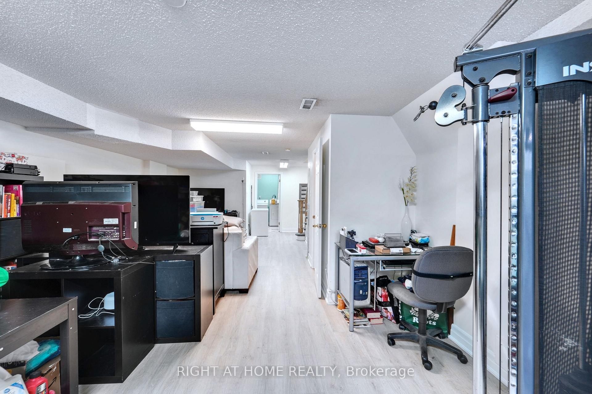Photo 29 of 398 Woburn Avenue, Toronto, Lawrence Park North — HOMEH