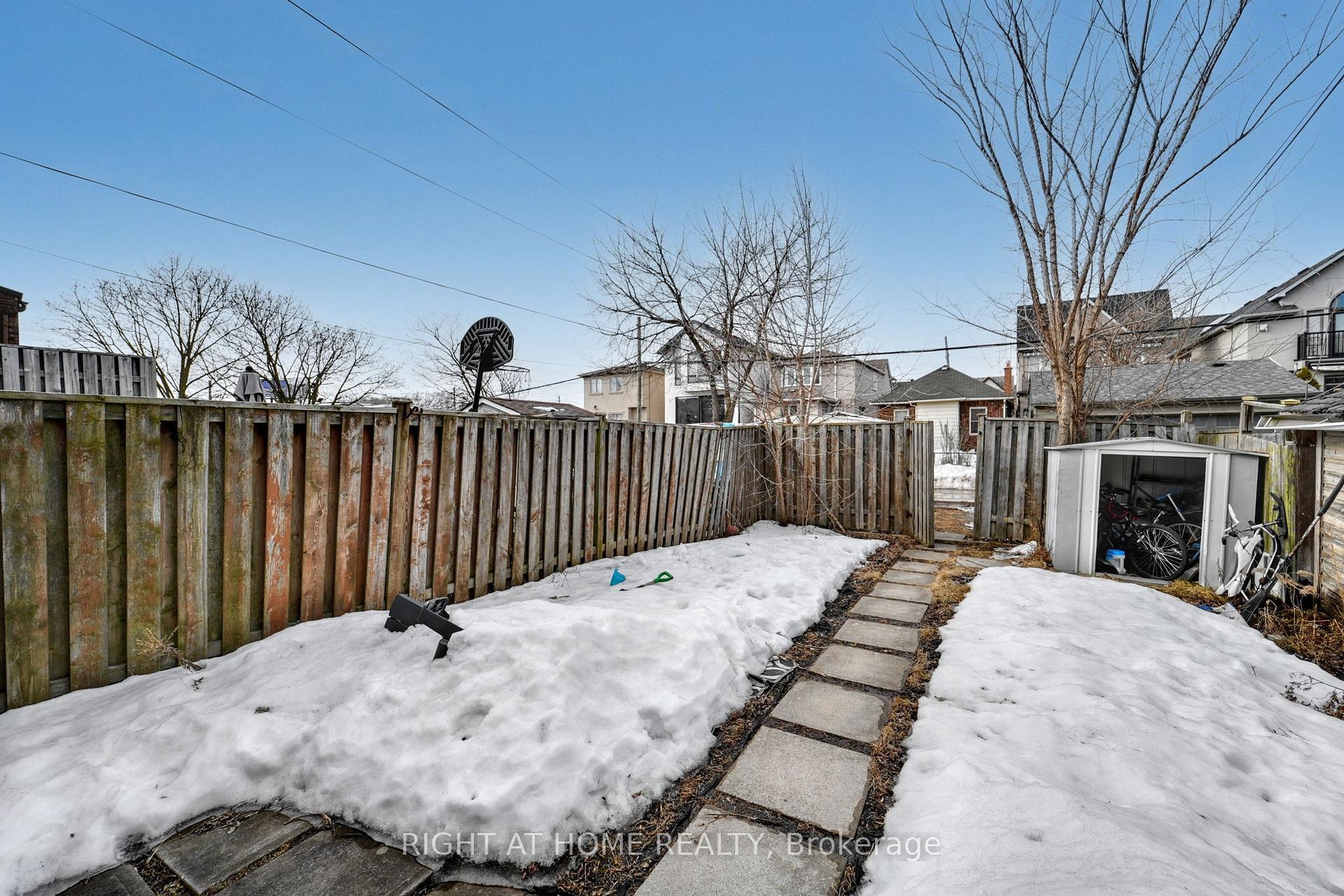 Photo 32 of 398 Woburn Avenue, Toronto, Lawrence Park North — HOMEH
