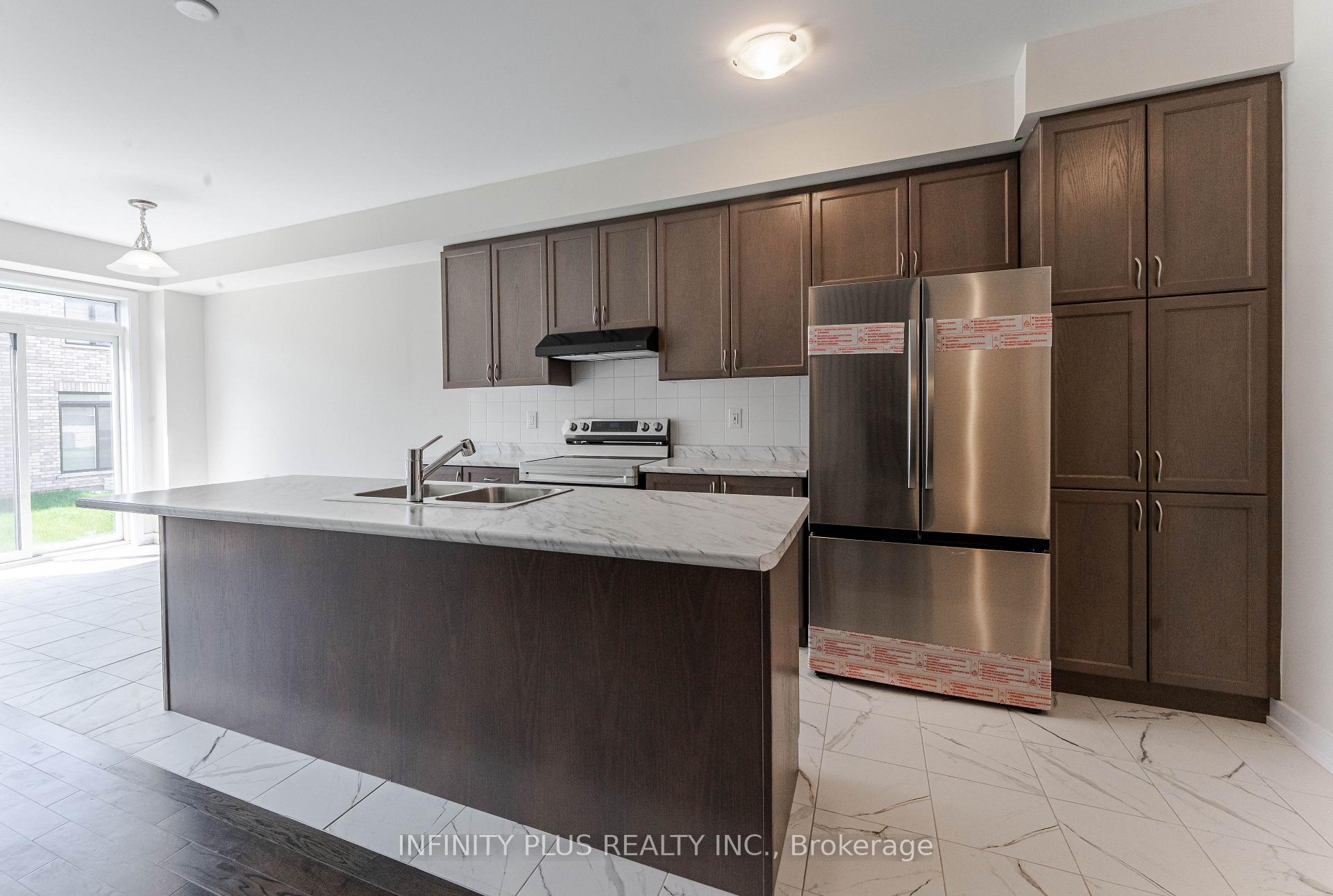 Photo 7 of 22 Sunflower Crescent, Thorold, Hurricane/Merrittville — HOMEH