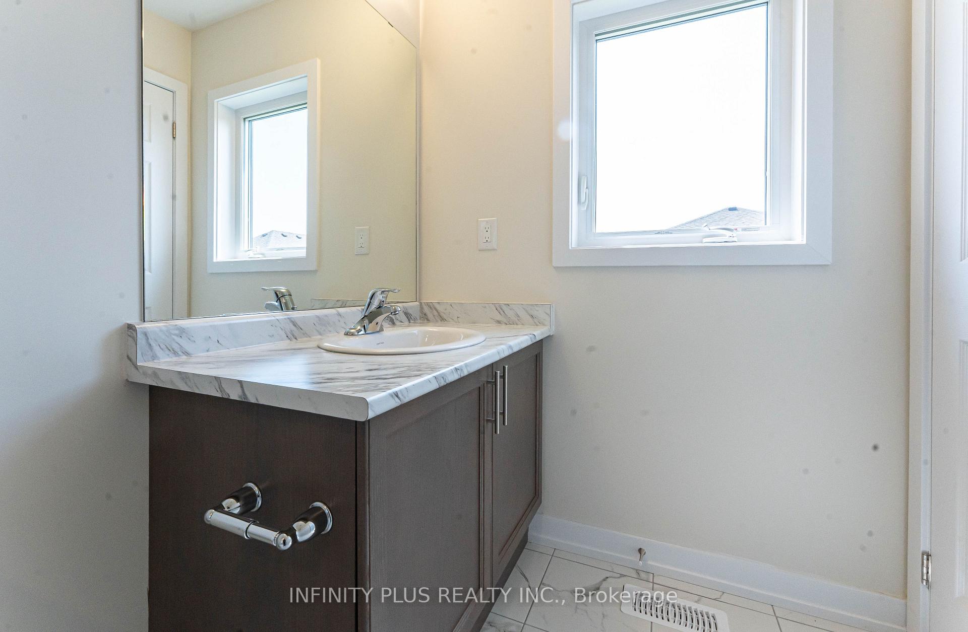 Photo 14 of 22 Sunflower Crescent, Thorold, Hurricane/Merrittville — HOMEH