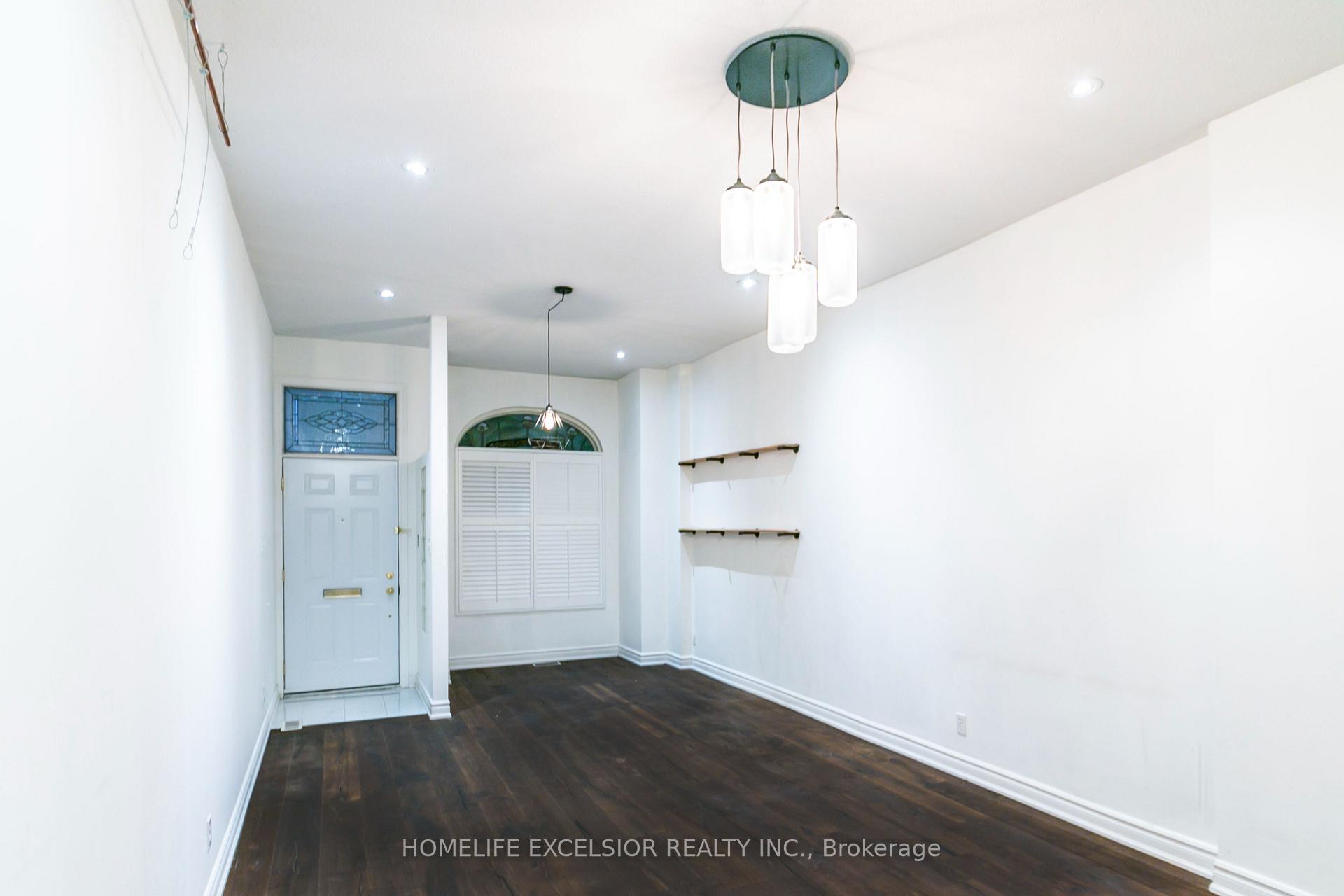 Photo 3 of 81 Seaton Street, Toronto, Moss Park — HOMEH
