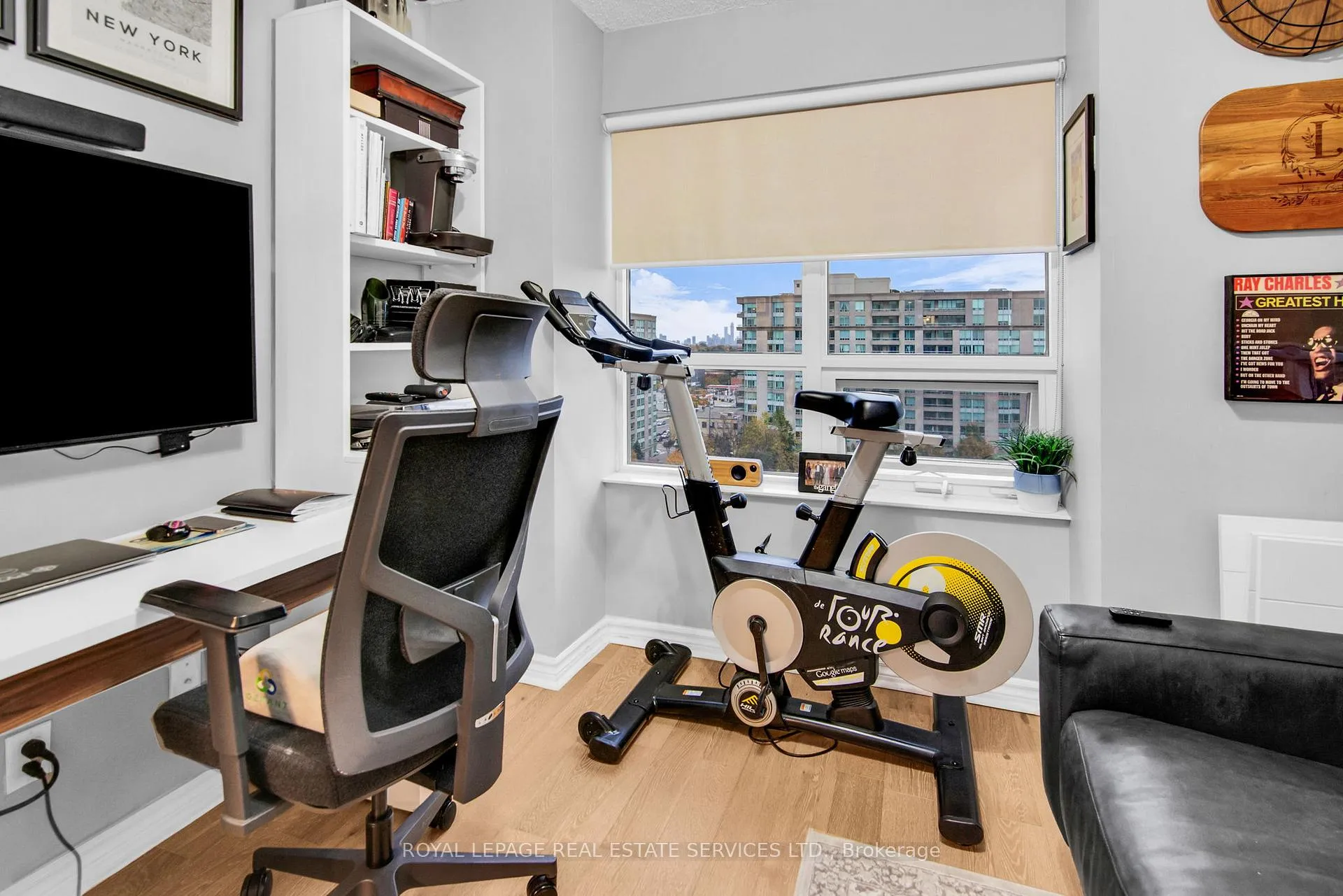 Photo 24 of Unit 1219, 35 Saranac Boulevard, Toronto, Englemount-Lawrence — HOMEH