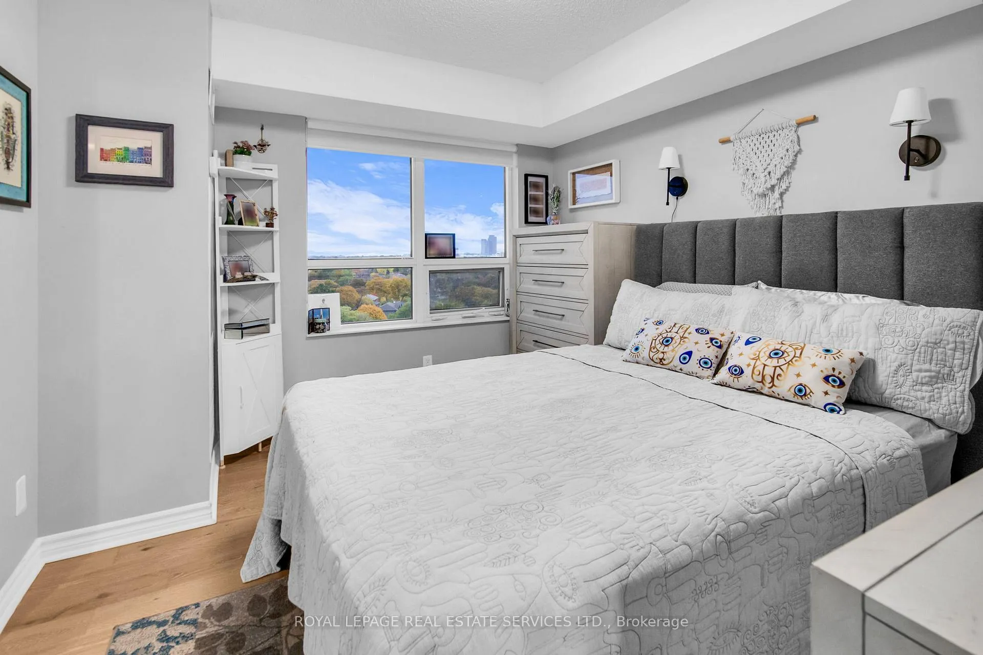 Photo 27 of Unit 1219, 35 Saranac Boulevard, Toronto, Englemount-Lawrence — HOMEH