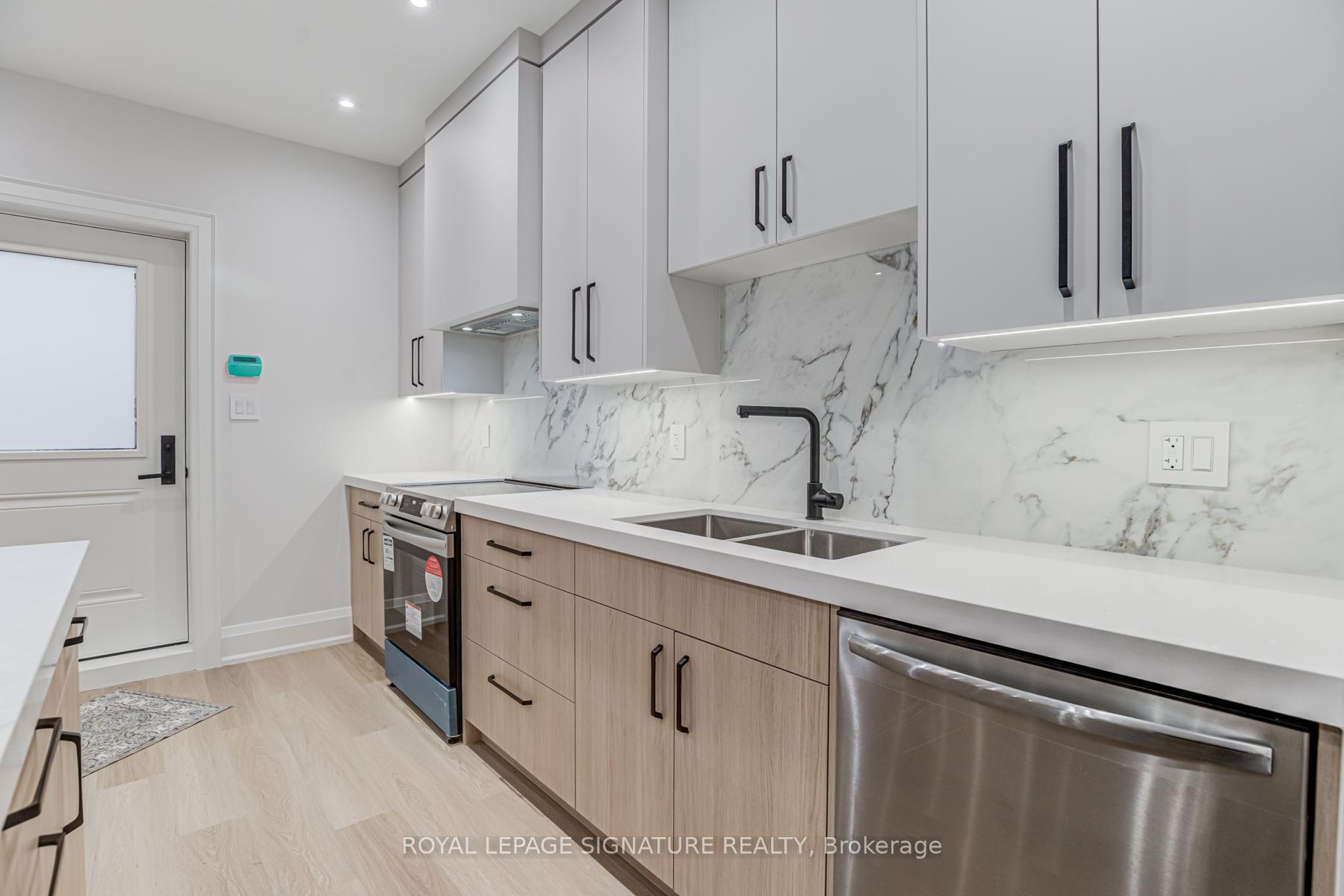 Photo 6 of Unit Lower, 26 Norlong Boulevard, Toronto, East York — HOMEH