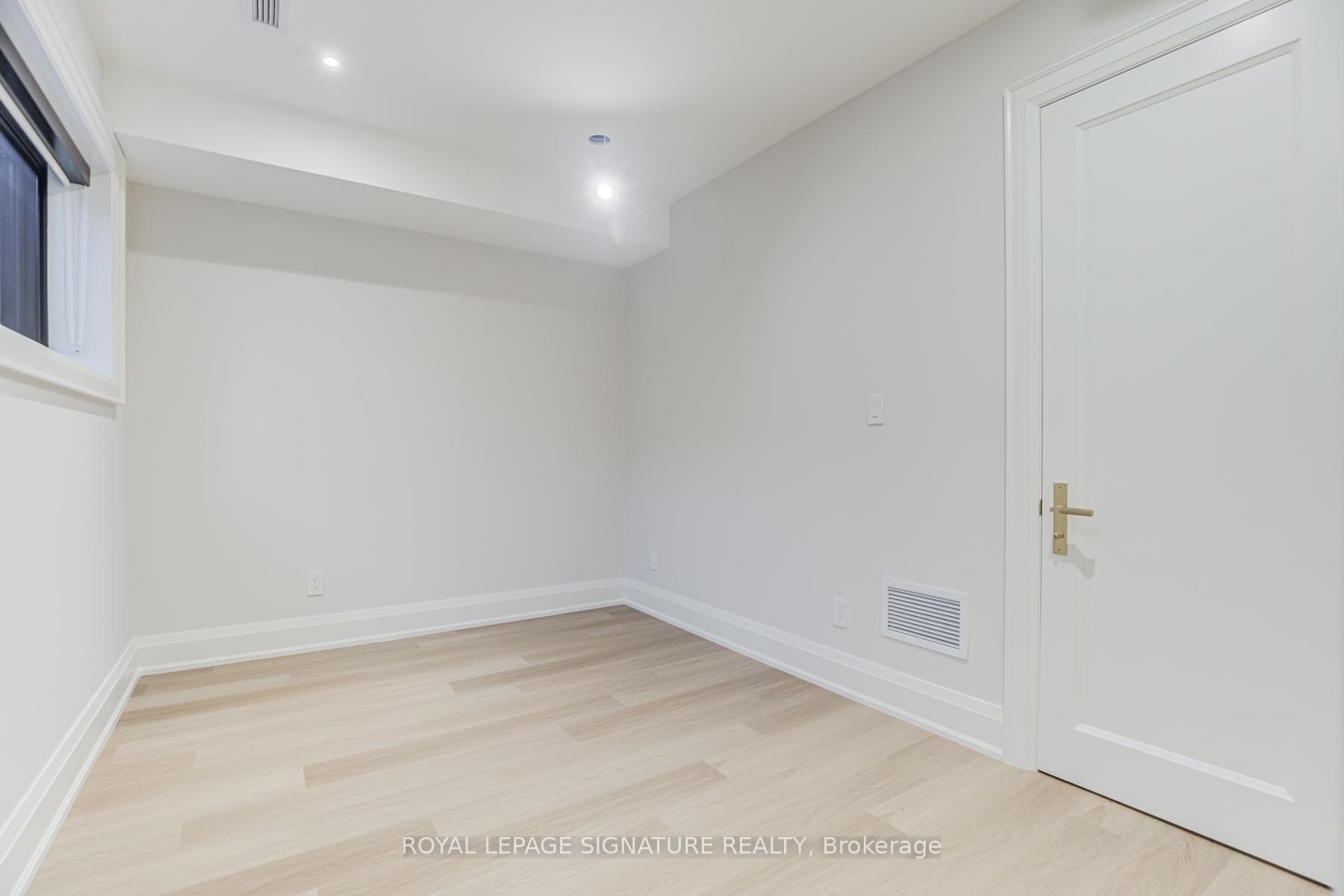 Photo 12 of Unit Lower, 26 Norlong Boulevard, Toronto, East York — HOMEH