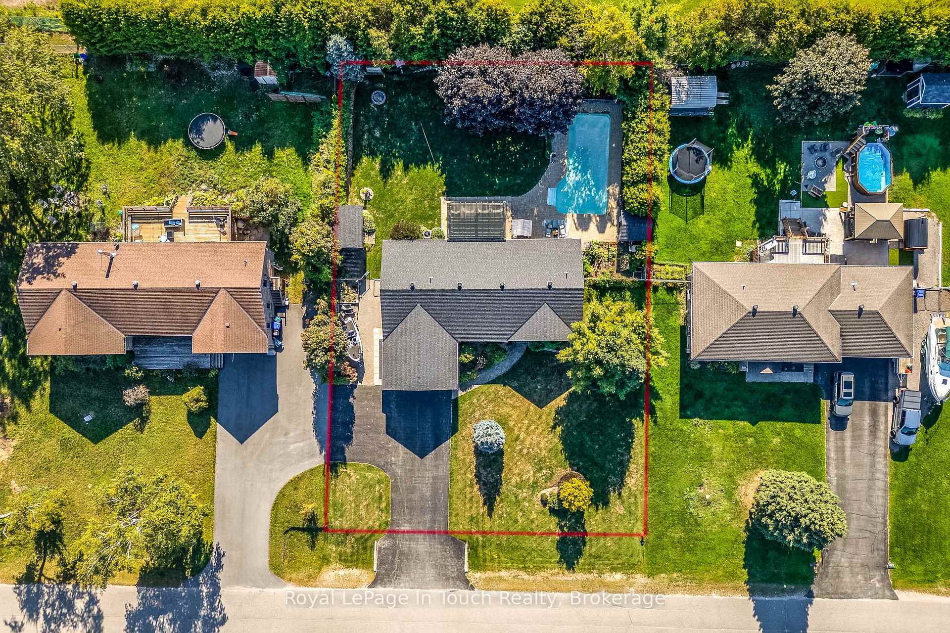 Photo 3 of 18 Dananne Drive, Tiny, Perkinsfield — HOMEH