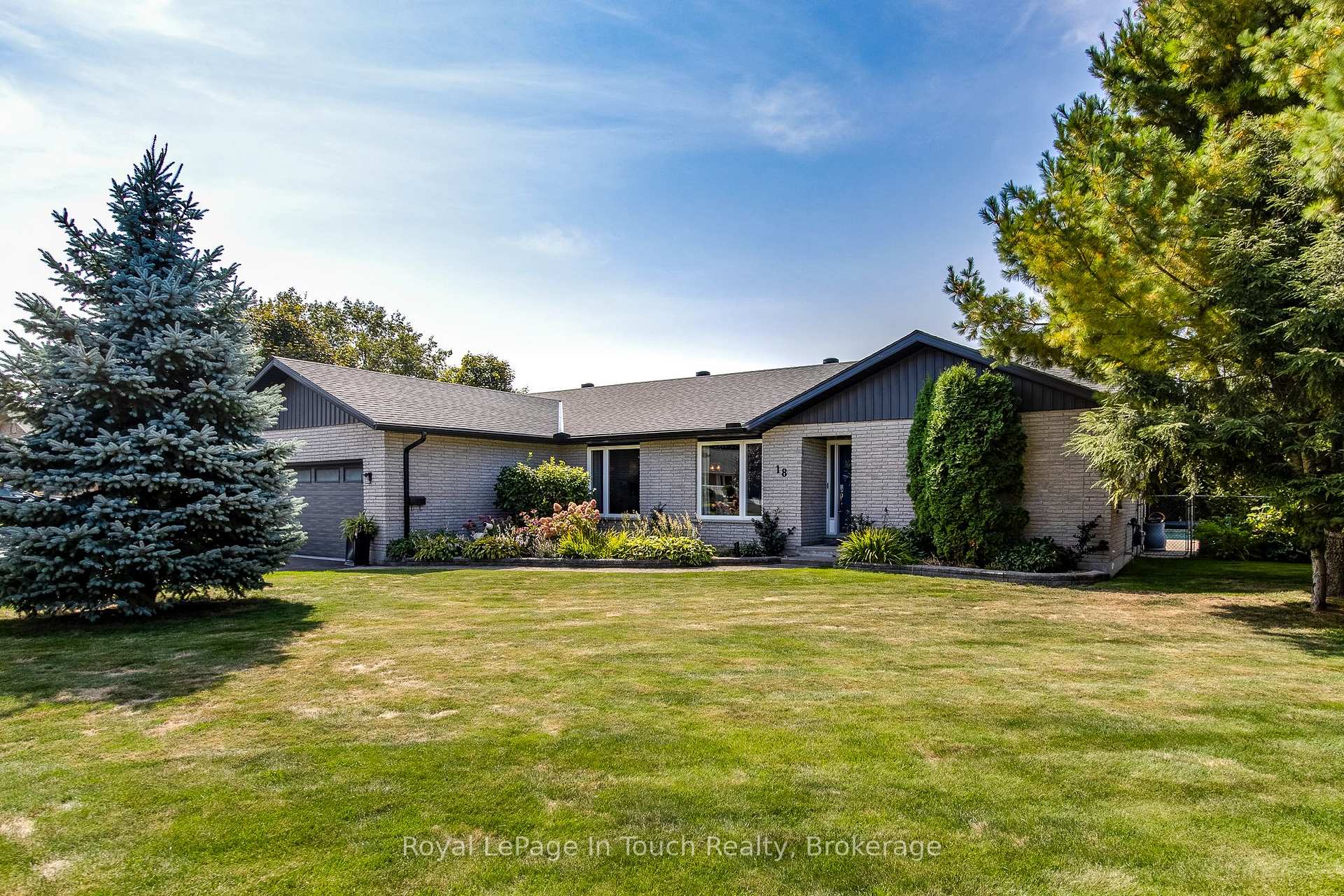 Photo 8 of 18 Dananne Drive, Tiny, Perkinsfield — HOMEH