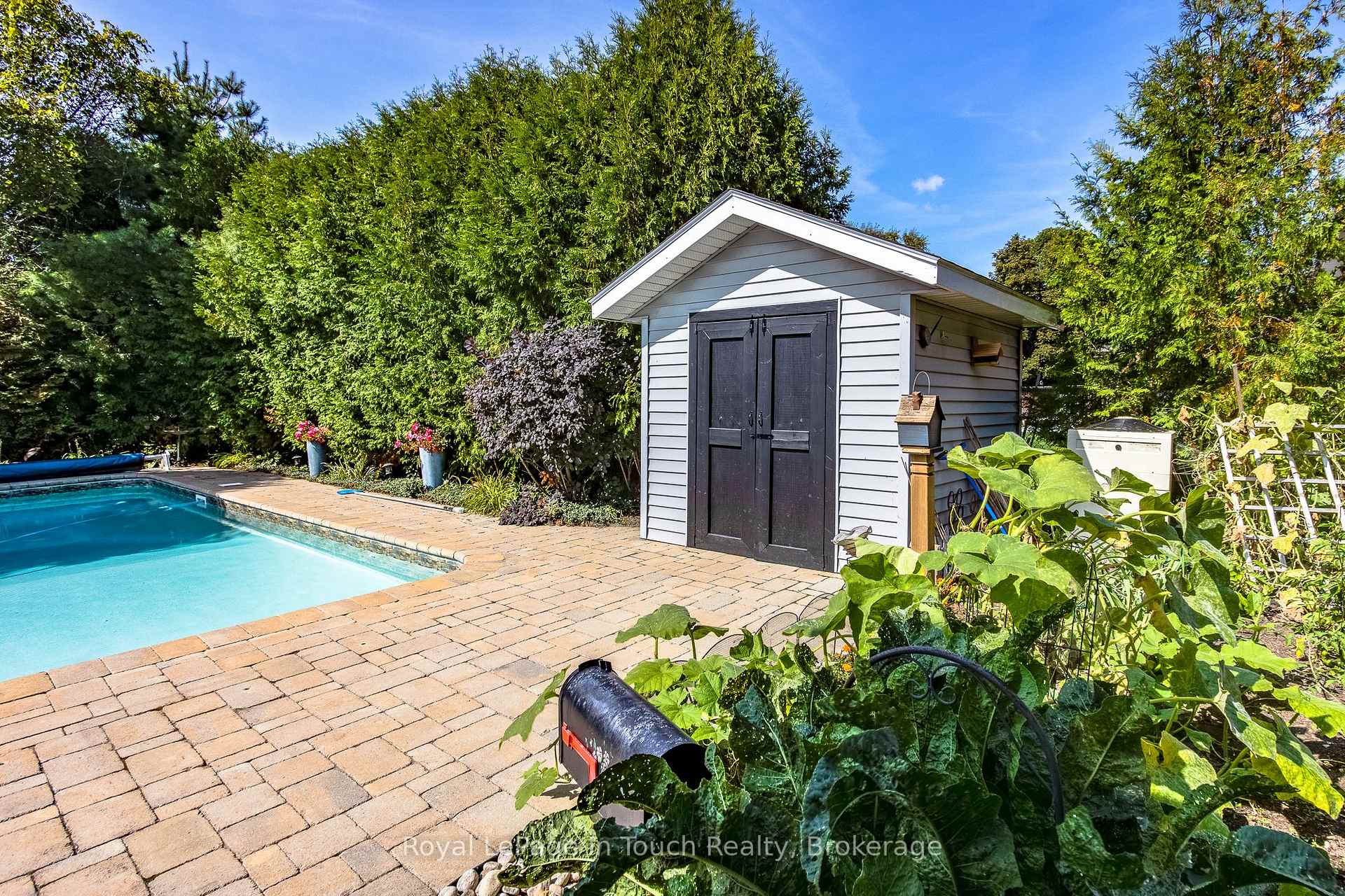 Photo 12 of 18 Dananne Drive, Tiny, Perkinsfield — HOMEH