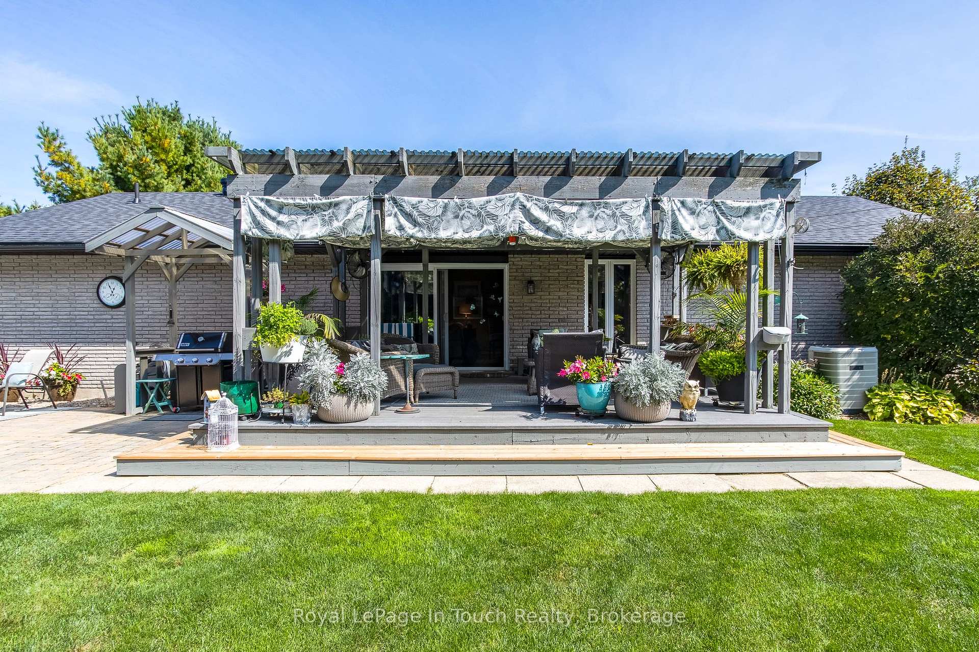 Photo 14 of 18 Dananne Drive, Tiny, Perkinsfield — HOMEH