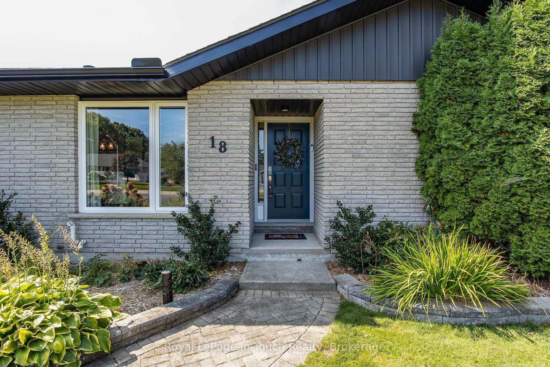 Photo 19 of 18 Dananne Drive, Tiny, Perkinsfield — HOMEH