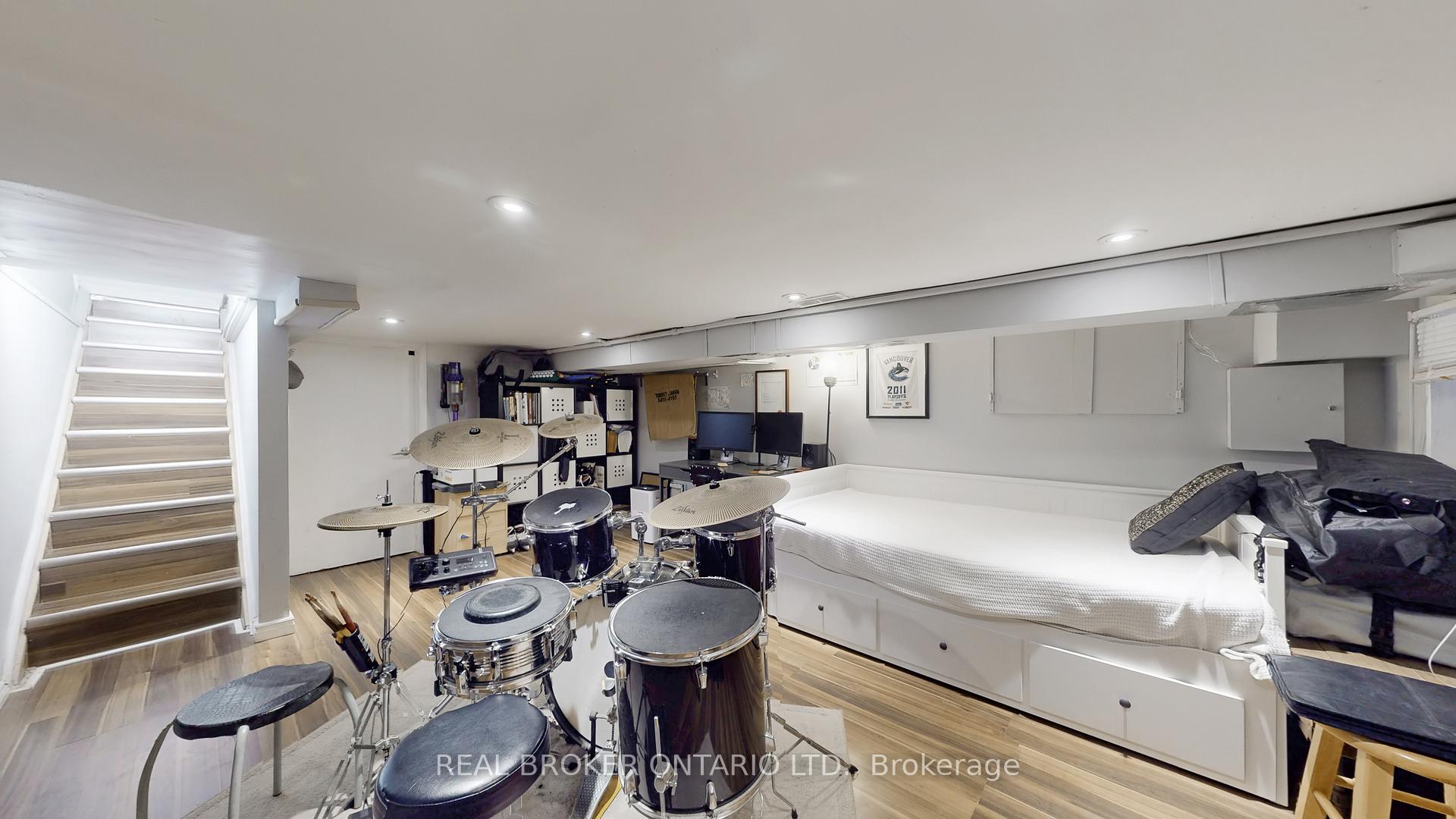 Photo 36 of 48 Morse Street, Toronto, South Riverdale — HOMEH