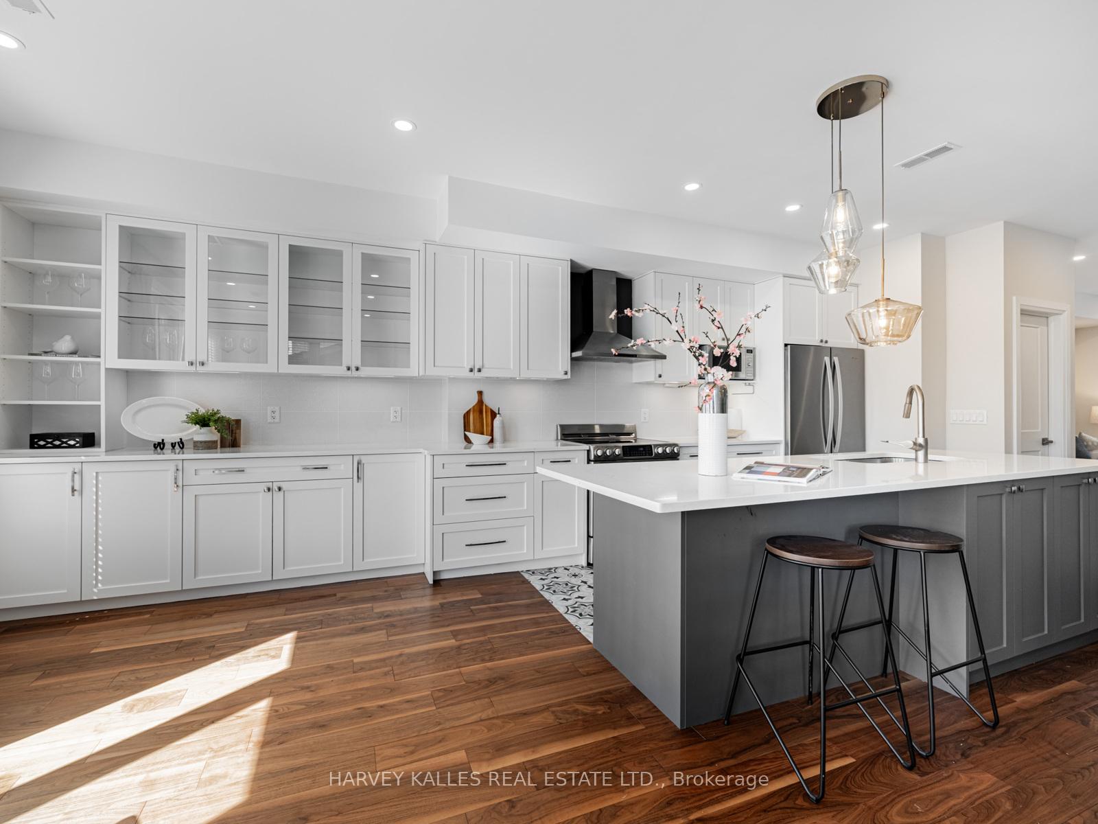Photo 8 of 511 Sammon Avenue, Toronto, Danforth Village-East York — HOMEH