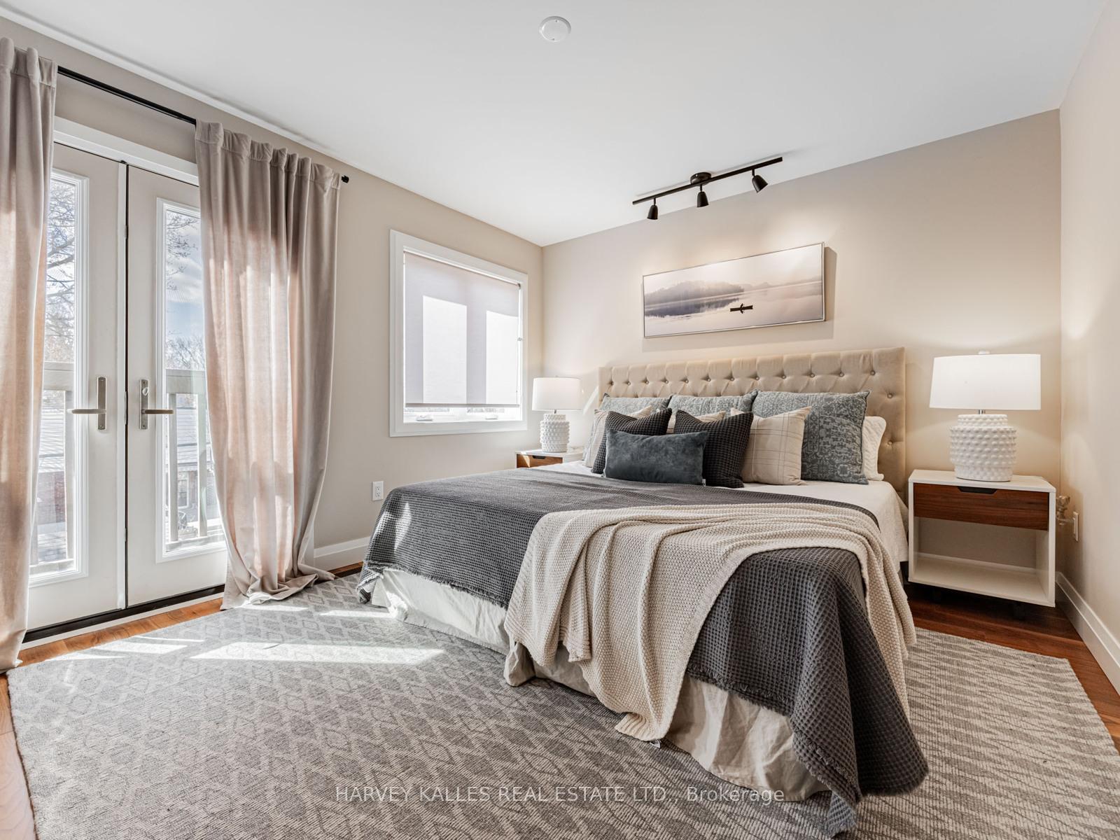 Photo 15 of 511 Sammon Avenue, Toronto, Danforth Village-East York — HOMEH