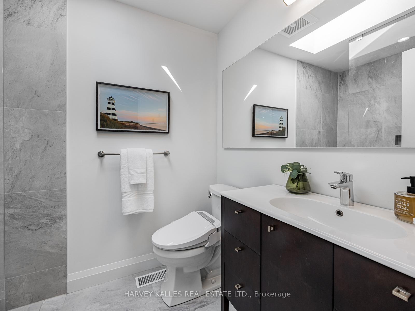 Photo 16 of 511 Sammon Avenue, Toronto, Danforth Village-East York — HOMEH