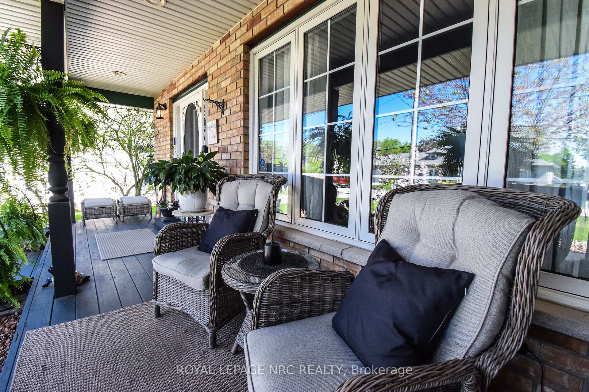 Photo 3 of 37 Biggar Road, Thorold, Port Robinson — HOMEH