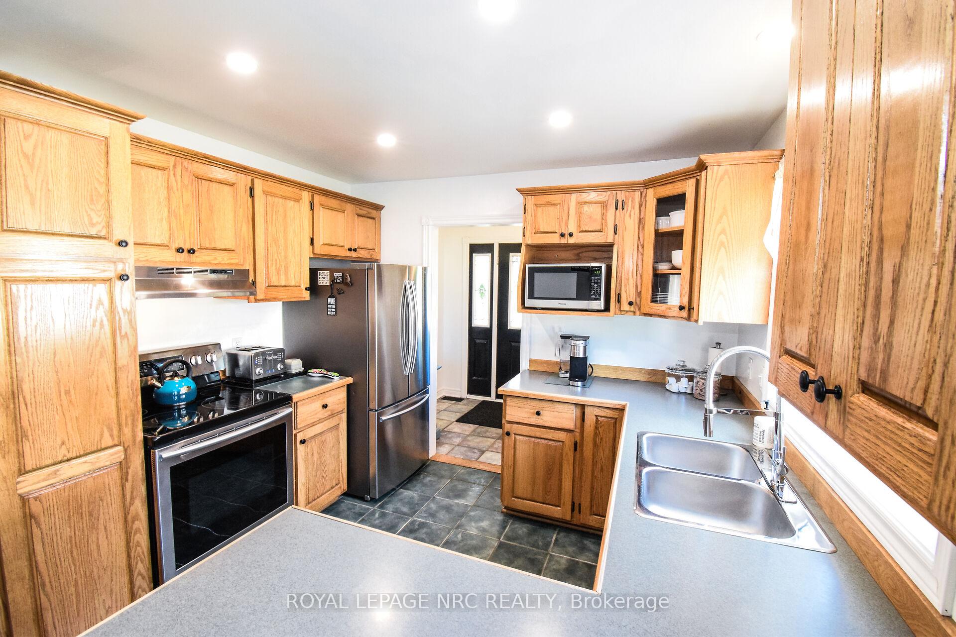 Photo 17 of 37 Biggar Road, Thorold, Port Robinson — HOMEH