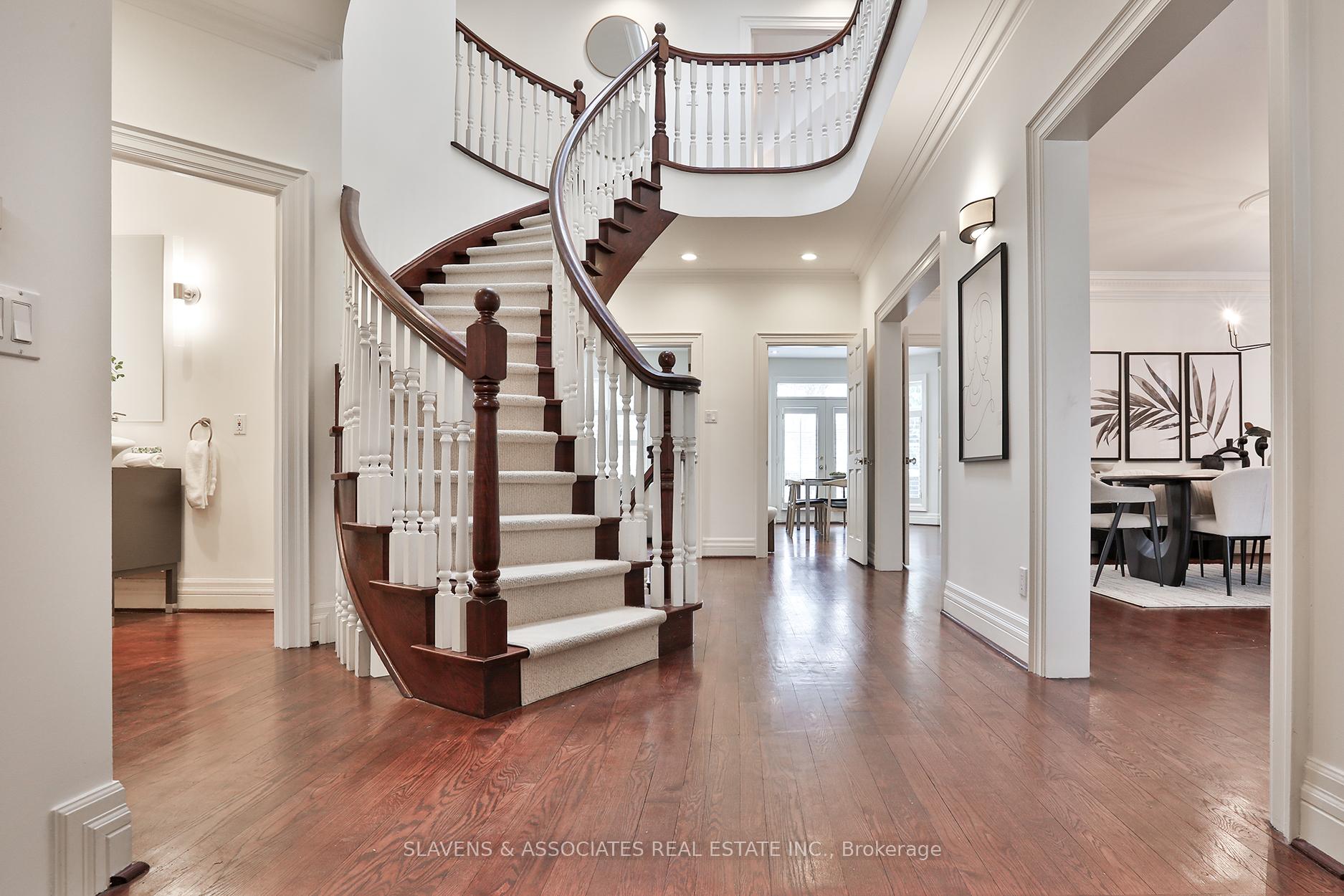 Photo 2 of 415 Cranbrooke Avenue, Toronto, Bedford Park-Nortown — HOMEH