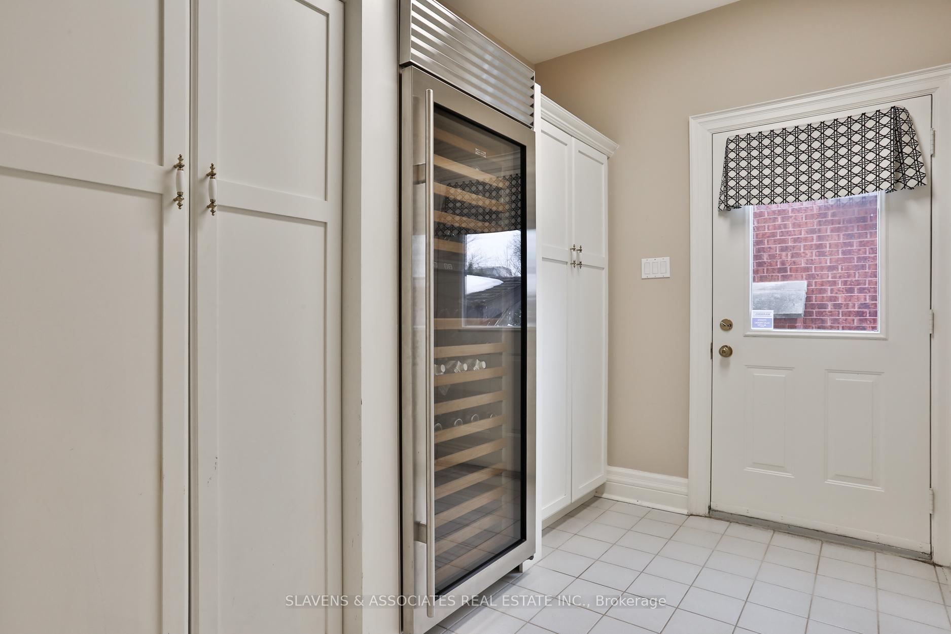 Photo 19 of 415 Cranbrooke Avenue, Toronto, Bedford Park-Nortown — HOMEH