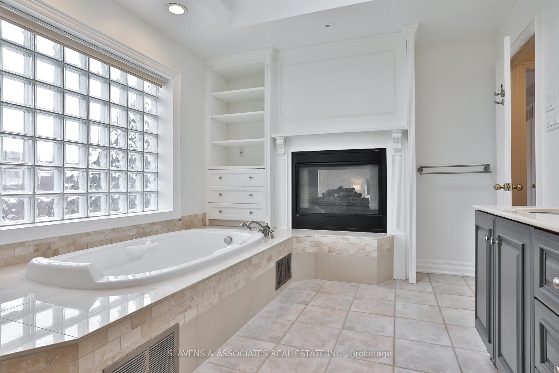 Photo 26 of 415 Cranbrooke Avenue, Toronto, Bedford Park-Nortown — HOMEH