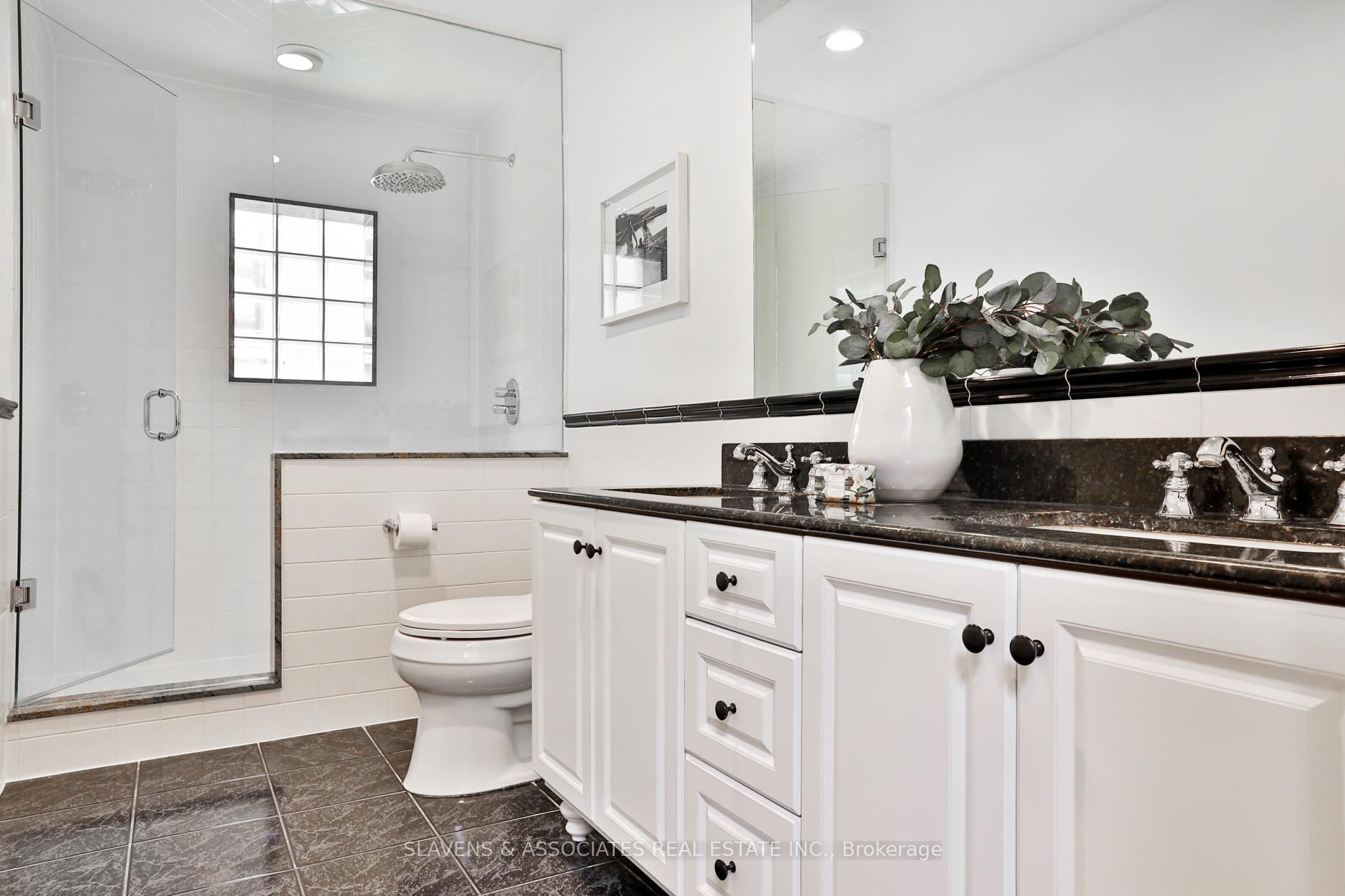 Photo 30 of 415 Cranbrooke Avenue, Toronto, Bedford Park-Nortown — HOMEH