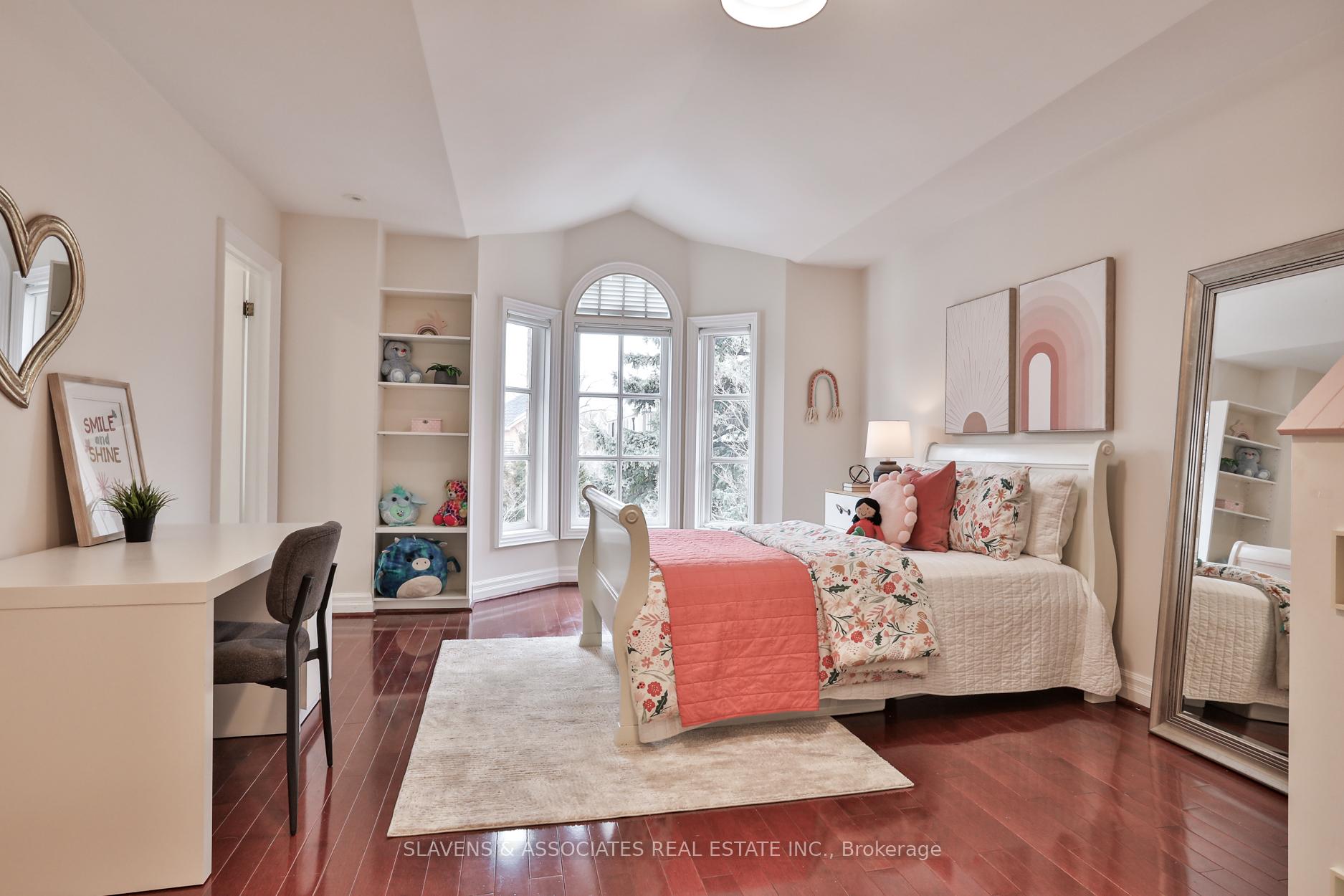 Photo 31 of 415 Cranbrooke Avenue, Toronto, Bedford Park-Nortown — HOMEH