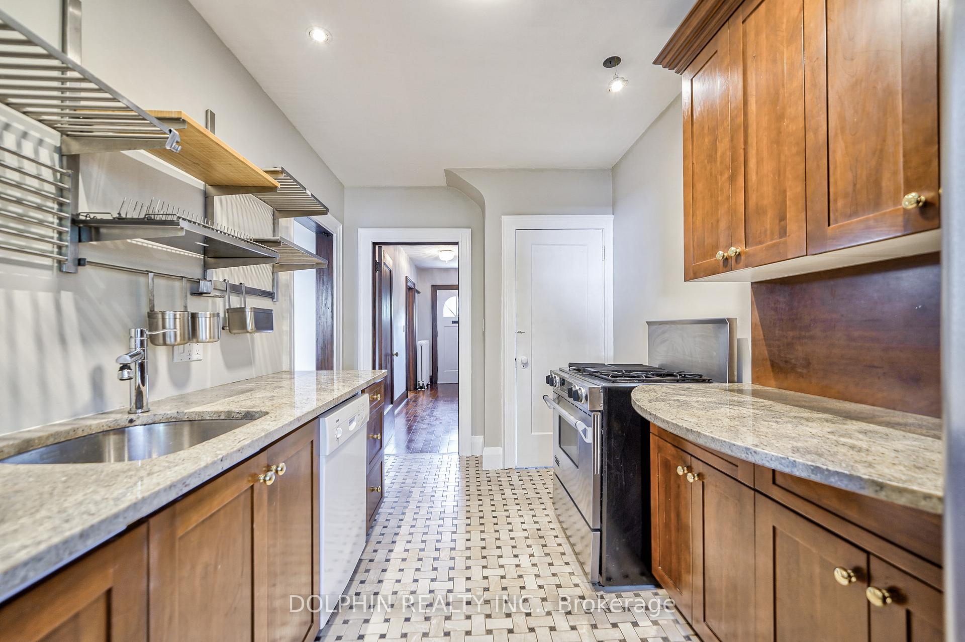 Photo 9 of 66 Lawrence Avenue W, Toronto, Lawrence Park North — HOMEH