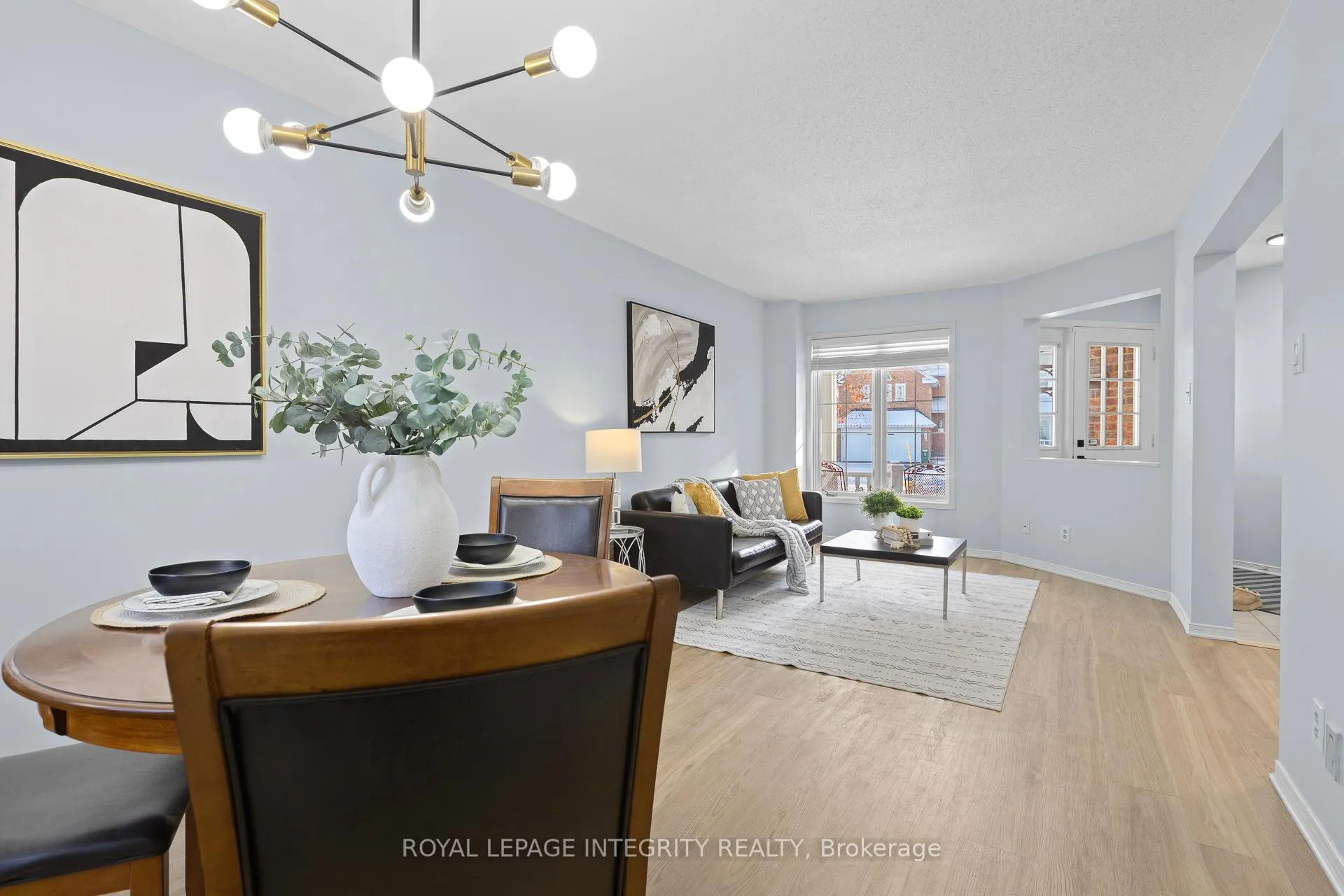 Photo 5 of 11 Royal Field Crescent, Ottawa, Barrhaven - Longfields — HOMEH