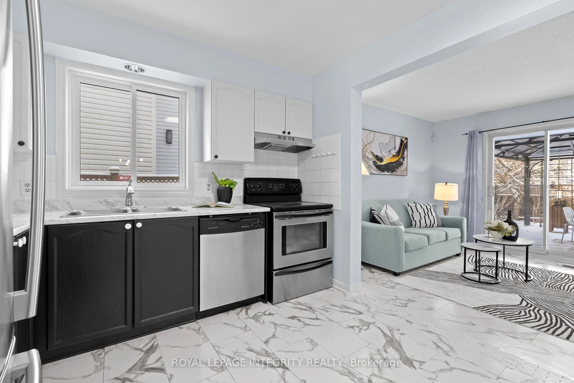 Photo 13 of 11 Royal Field Crescent, Ottawa, Barrhaven - Longfields — HOMEH