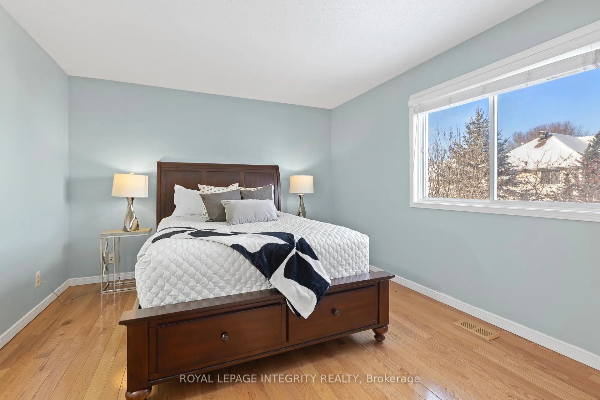 Photo 22 of 11 Royal Field Crescent, Ottawa, Barrhaven - Longfields — HOMEH