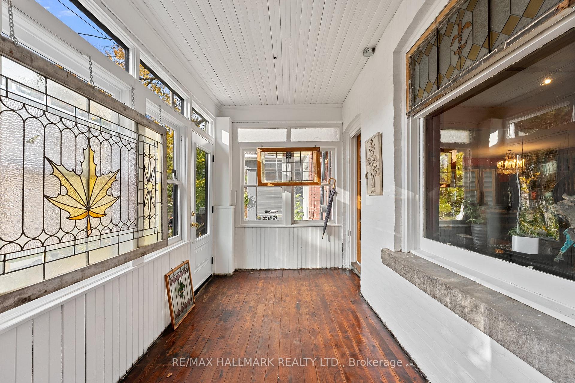 Photo 3 of 52 Sproat Avenue, Toronto, South Riverdale — HOMEH