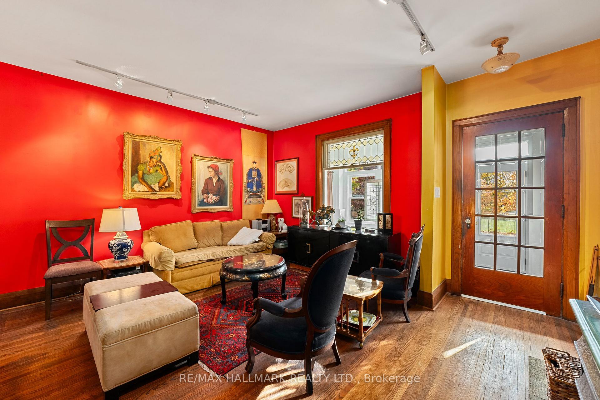 Photo 4 of 52 Sproat Avenue, Toronto, South Riverdale — HOMEH
