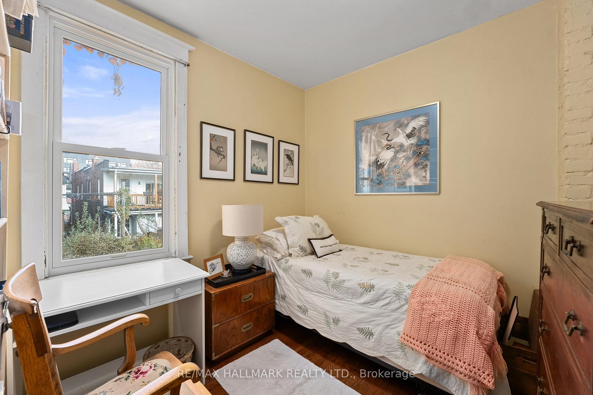 Photo 13 of 52 Sproat Avenue, Toronto, South Riverdale — HOMEH